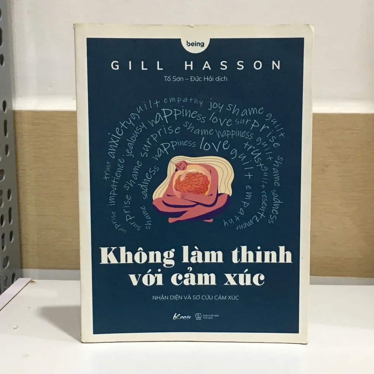 Không làm thinh với cảm xúc 