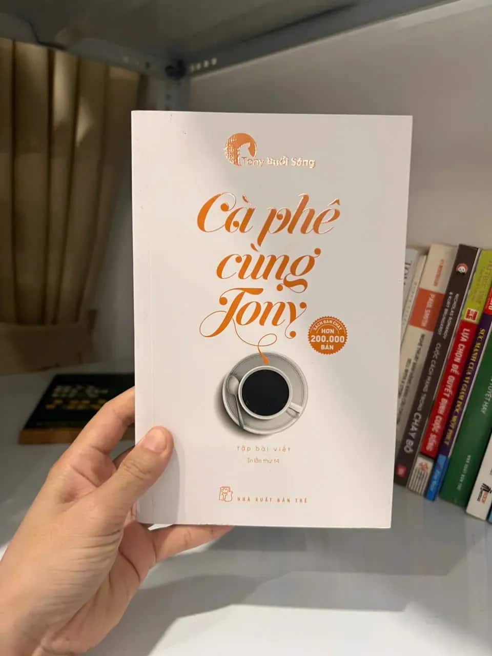 Cà Phê Cùng Tony
