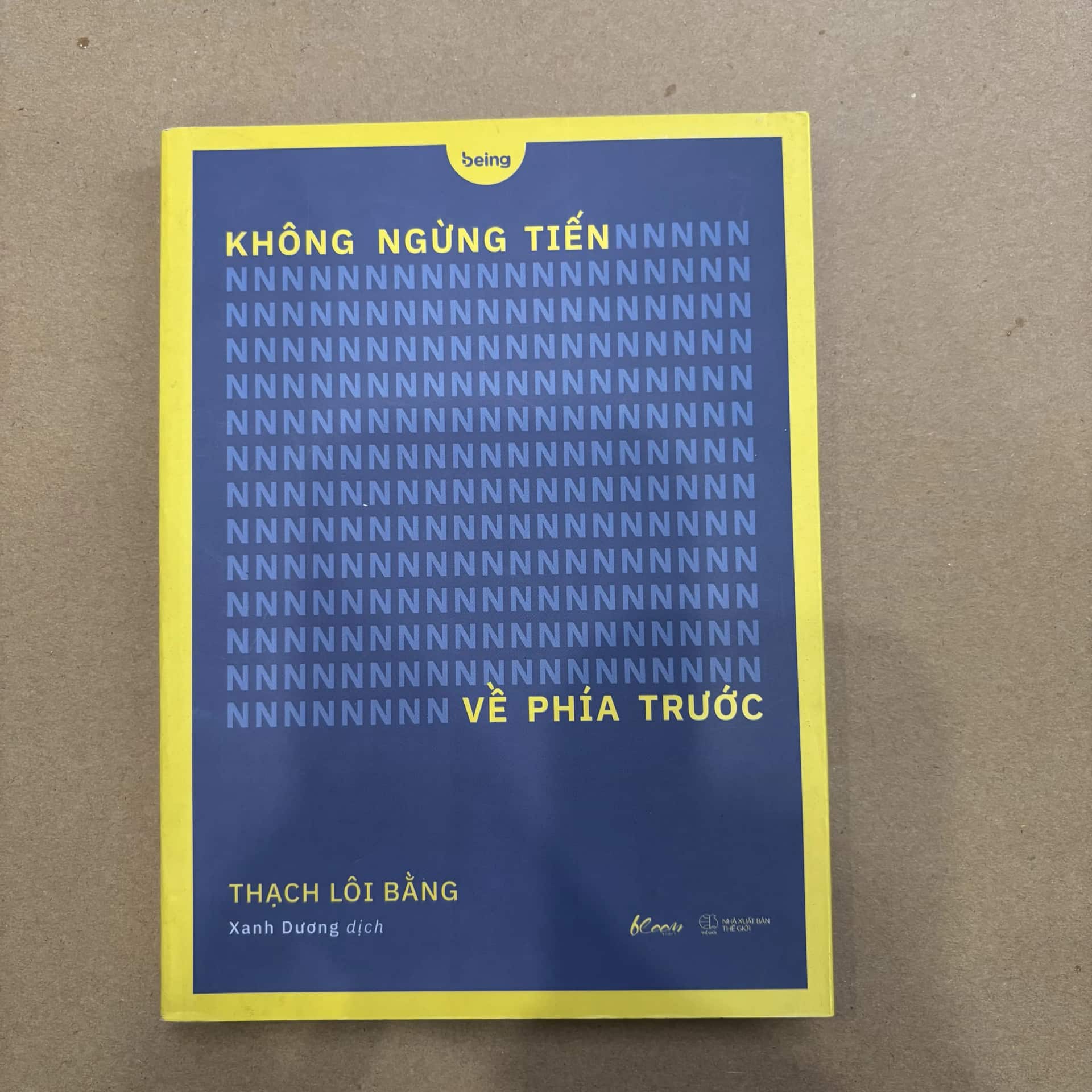 Không ngừng tiến về phía trước