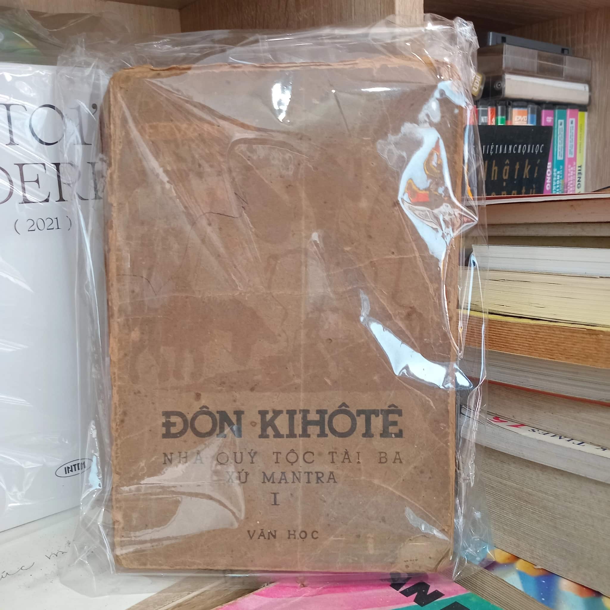 Nhà Quý Tộc Tài Ba Xứ Mantra 