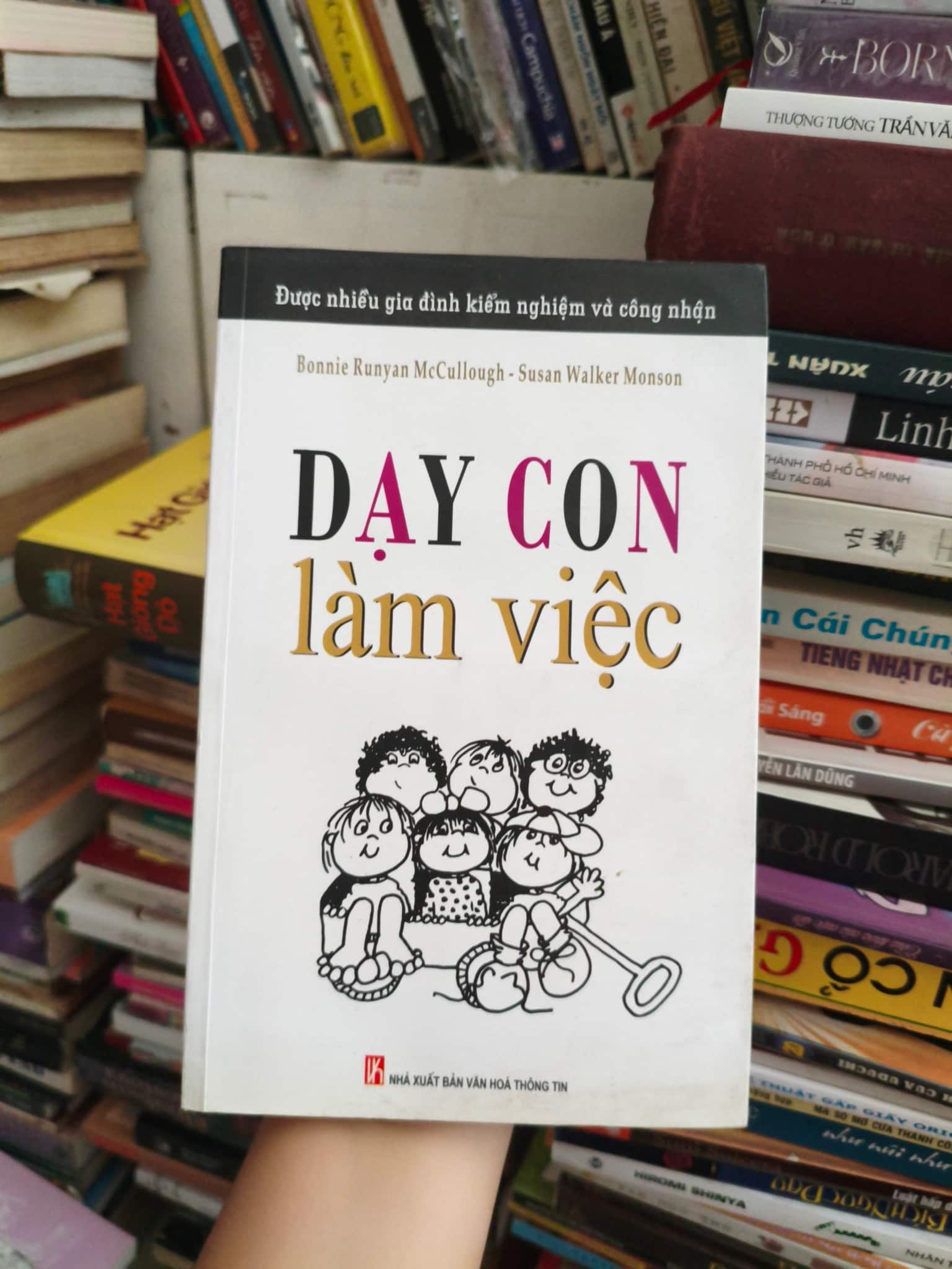 Dạy con làm việc 