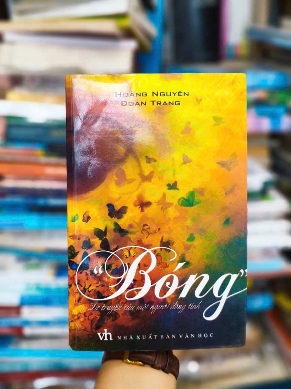 Bóng - Tự Truyện Của Một Người Đồng Tính