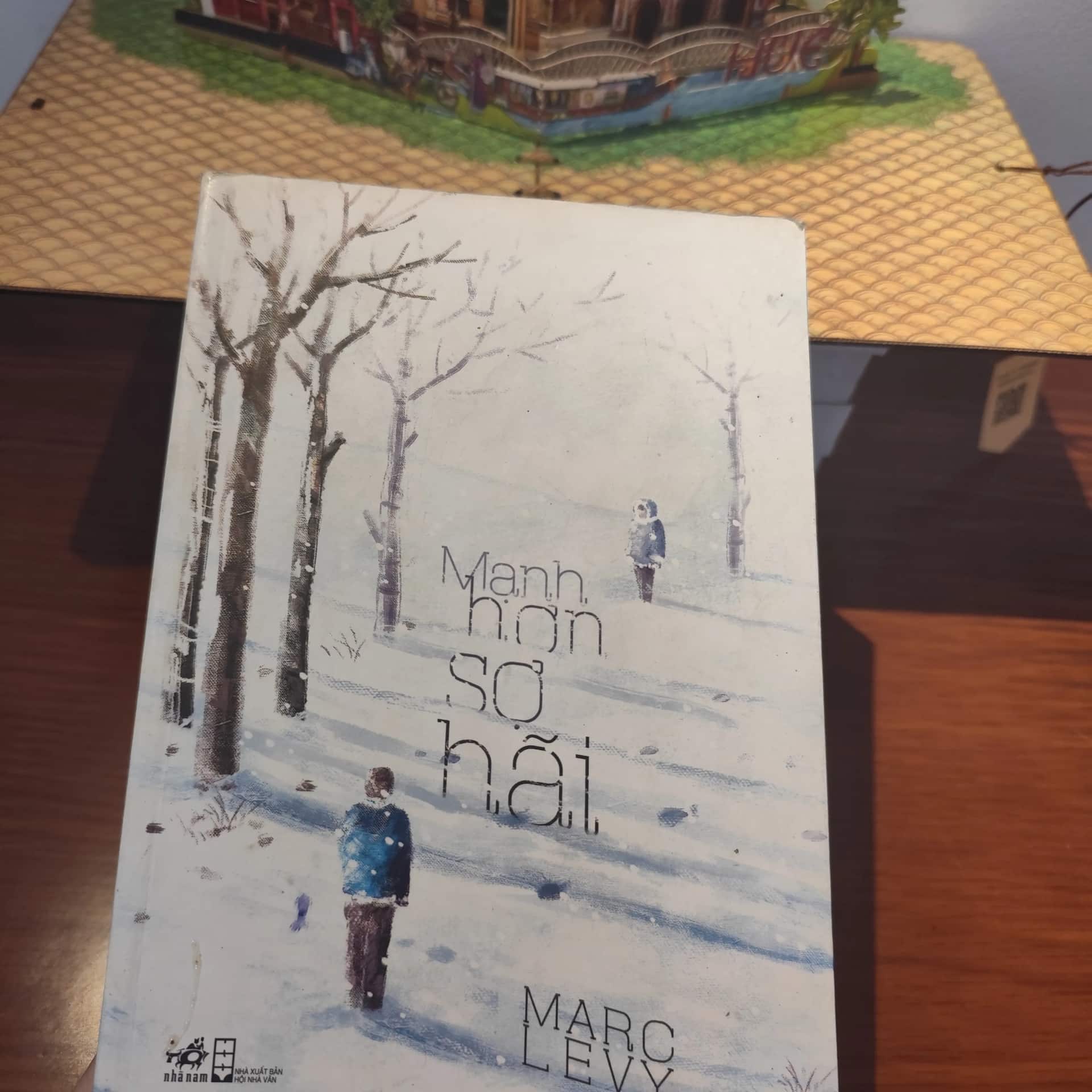 Mạnh hơn sợ hãi