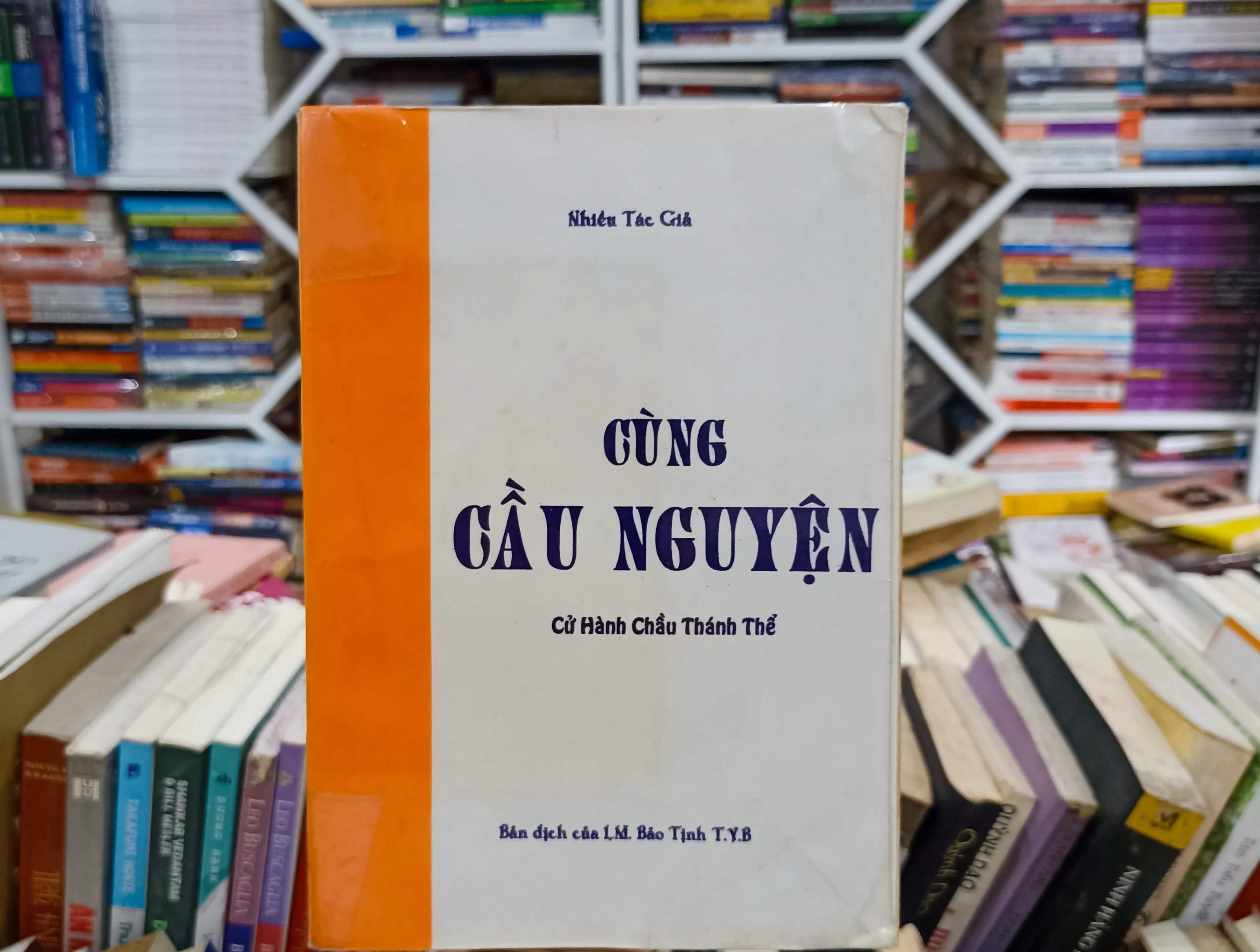 Cùng cầu nguyện 
