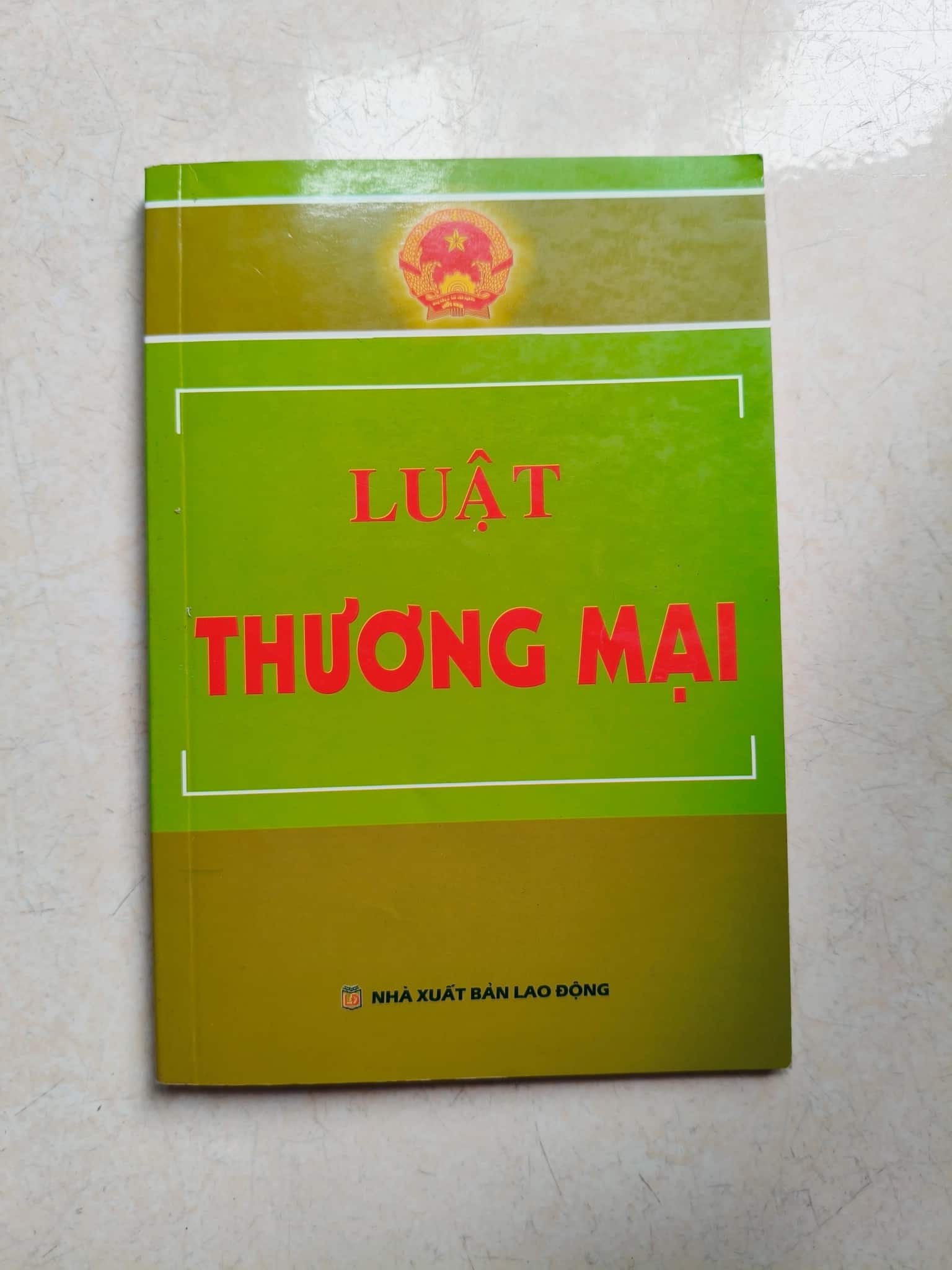 Luật thương mại