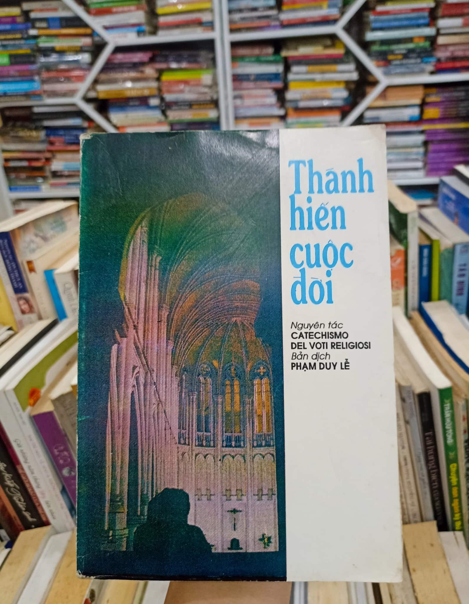 Thánh Hiến Cuộc Đời