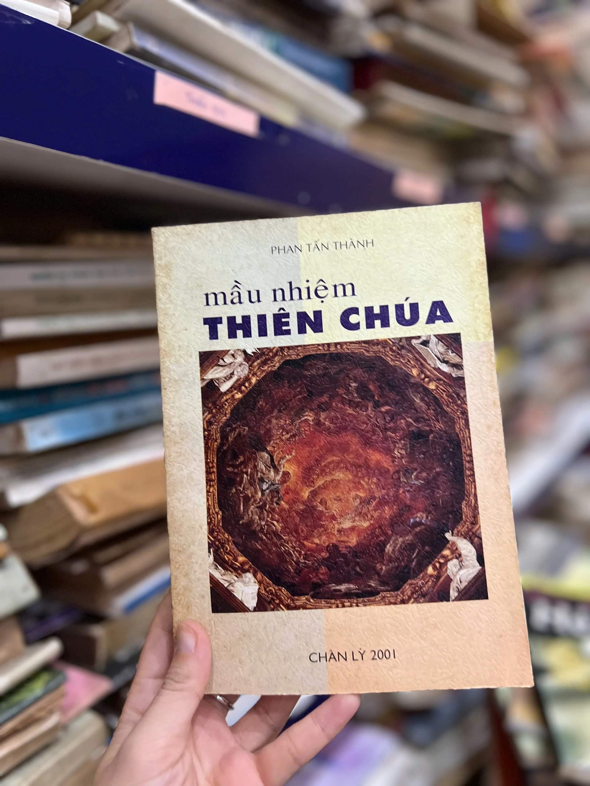 MẦU NHIỆM THIÊN CHÚA
