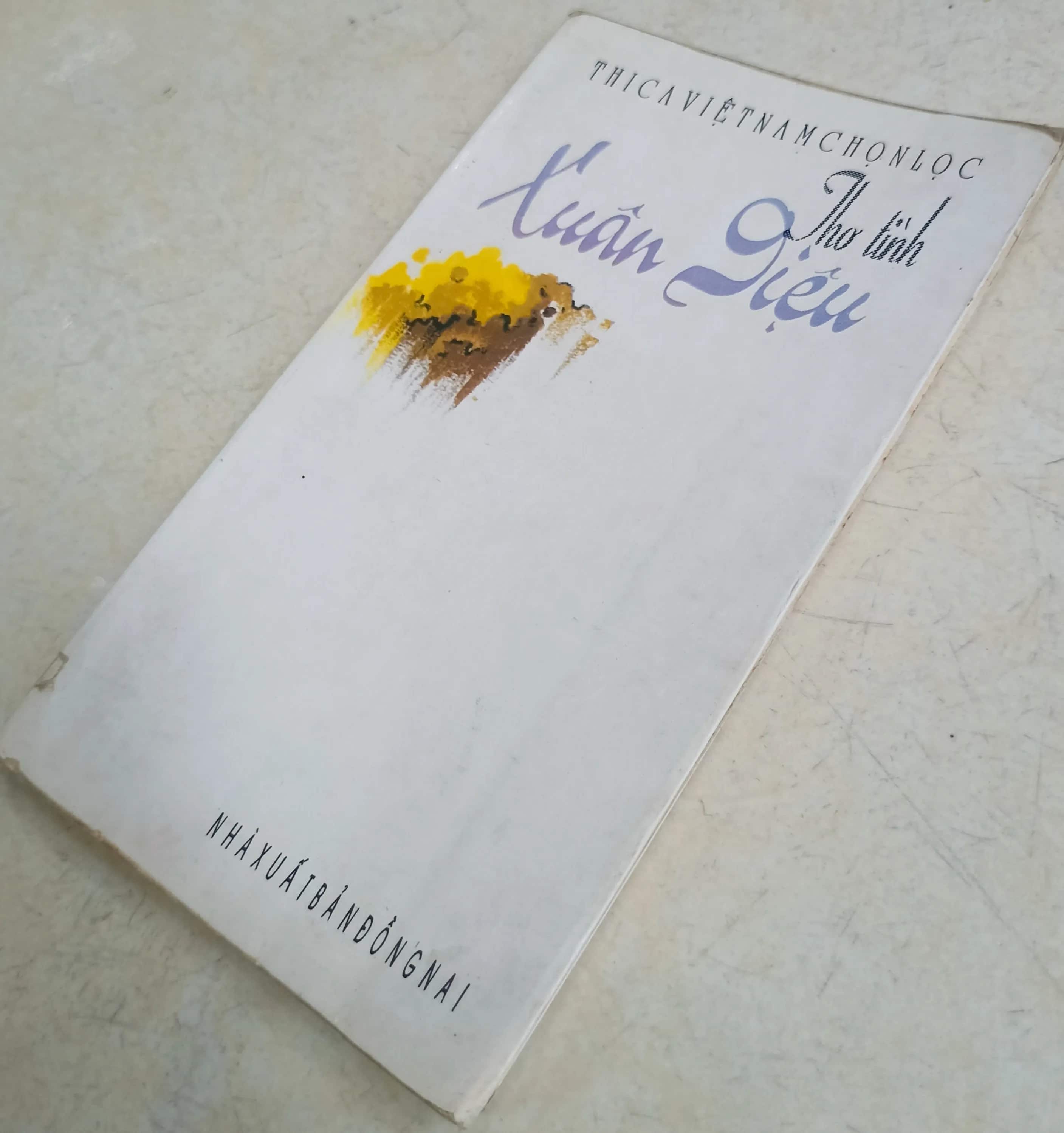 Thơ tình Xuân Diệu 