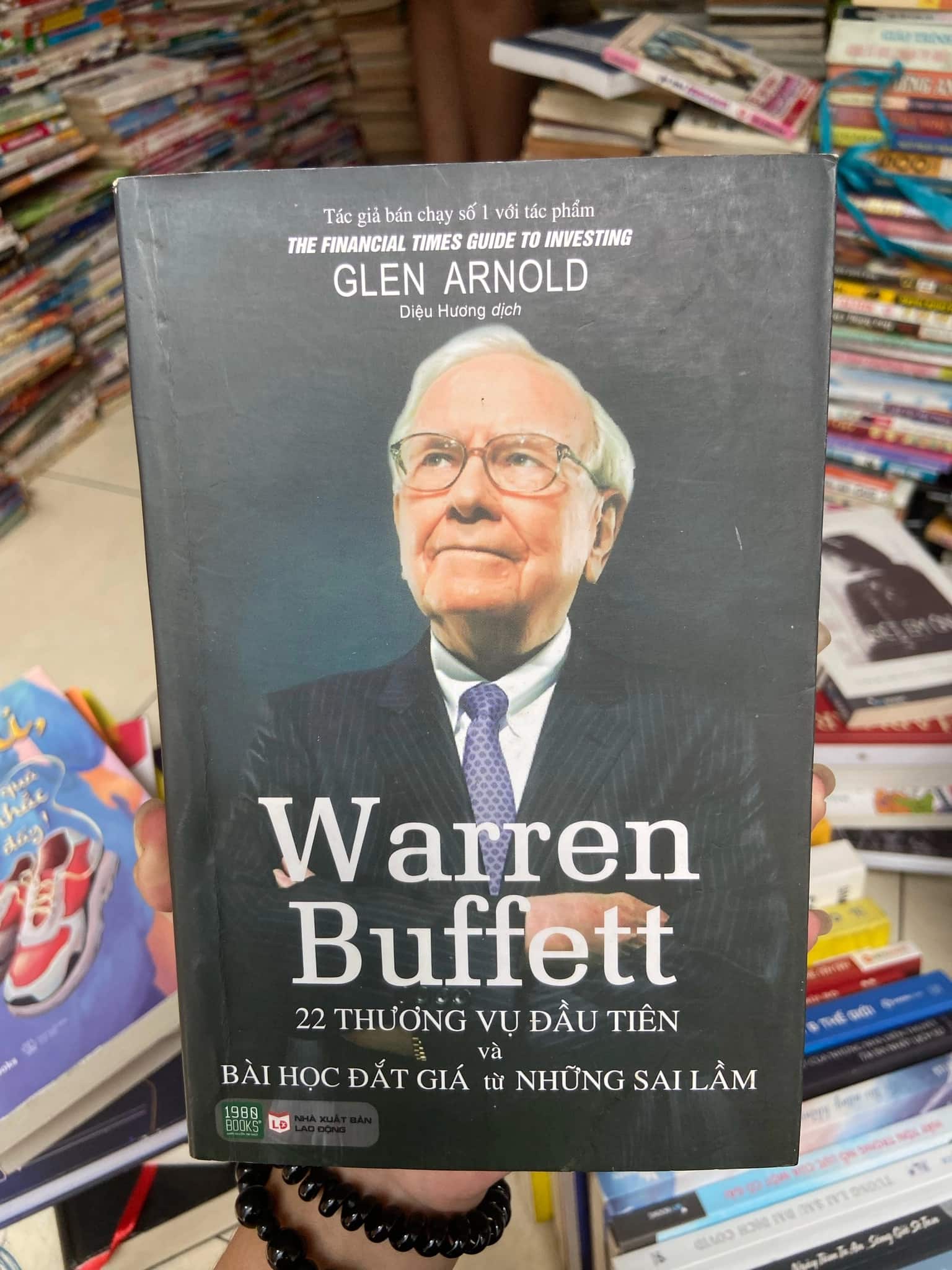 Warren Buffet 22 thương vụ đầu tiên …⚖️