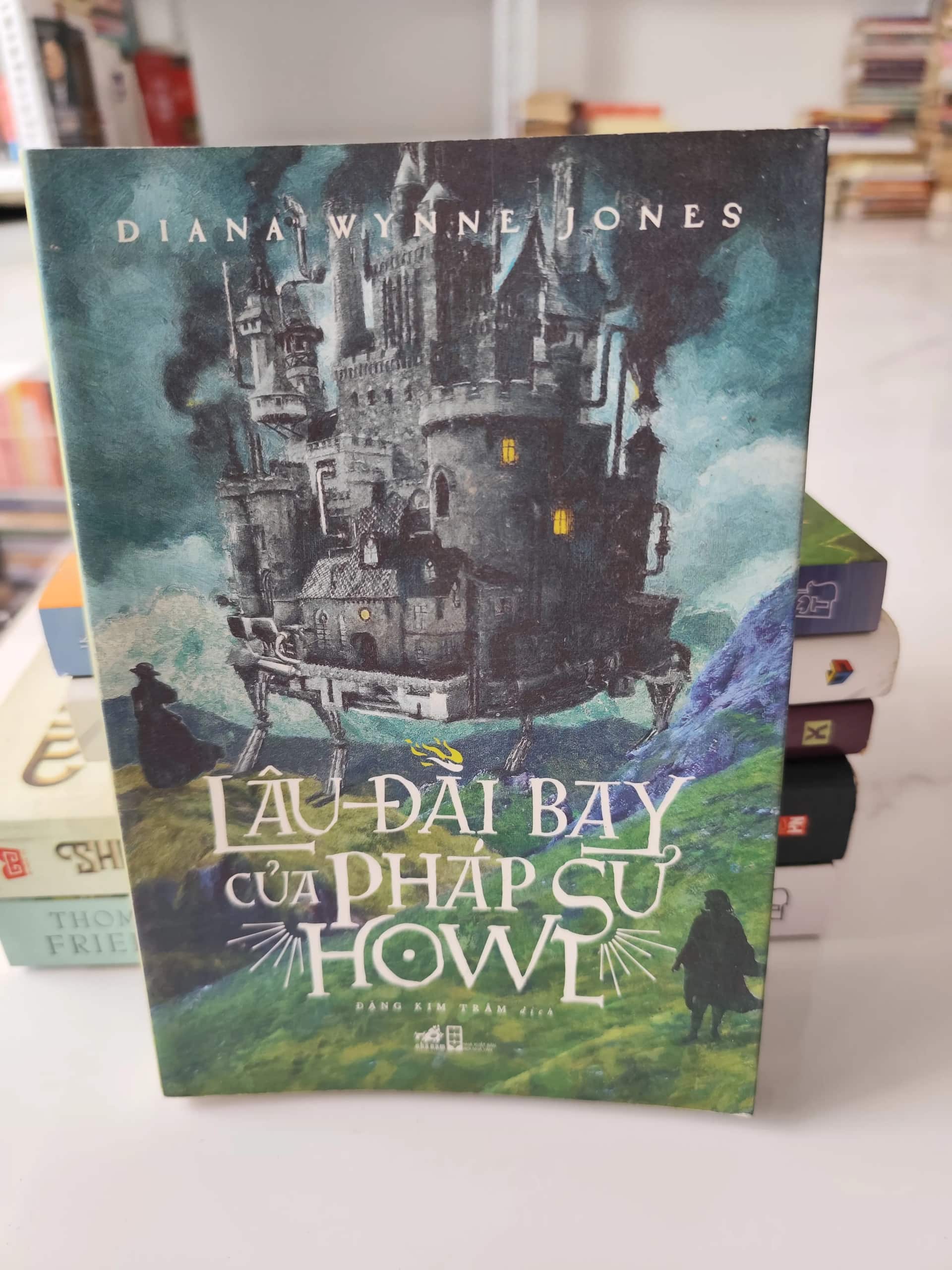Lâu đài bay của pháp sư Howl