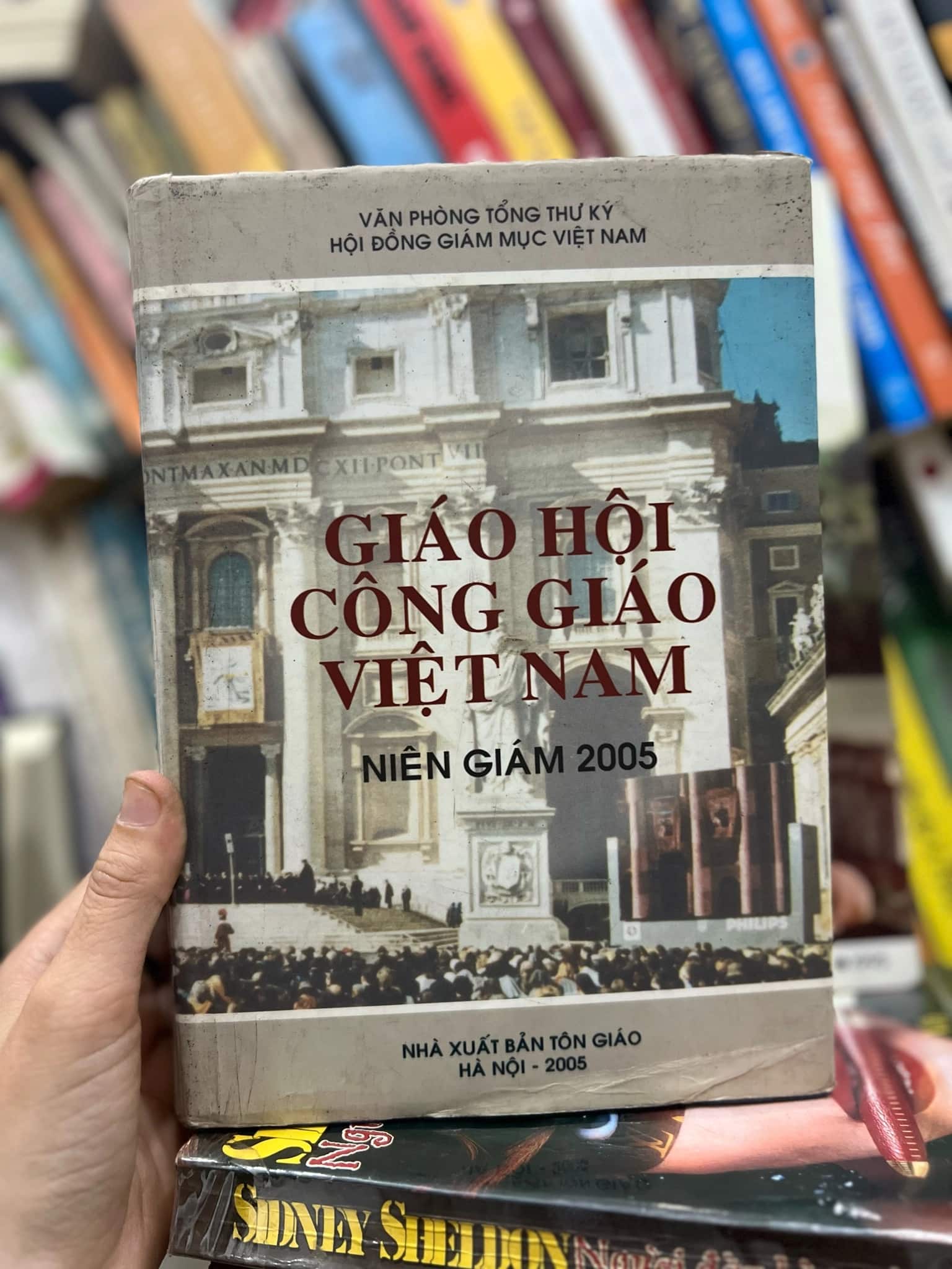 Giáo hội công giáo Việt Nam- niên giám 2004,2005
