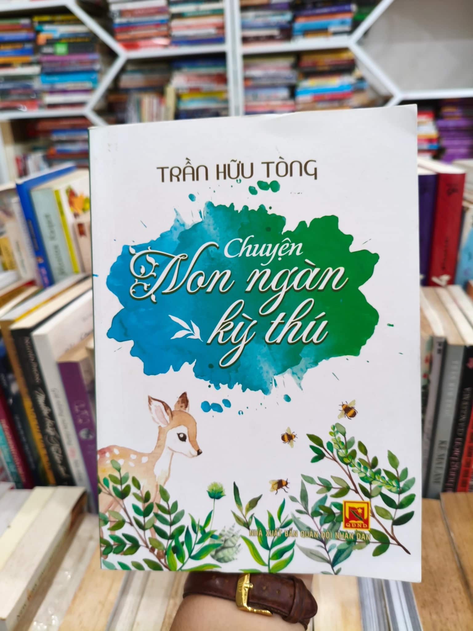Chuyện non ngàn kì thú 