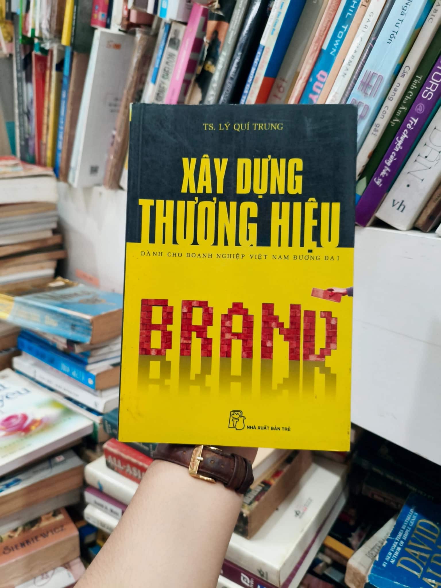 Xây dựng thương hiệu 