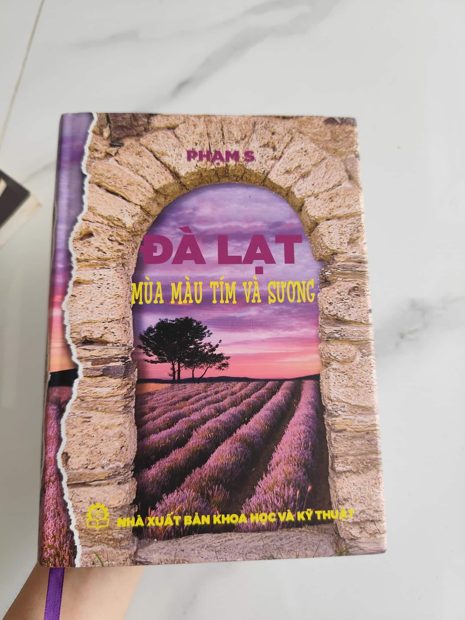 Đà Lạt mùa màu tím và sương- Ths Phạm S