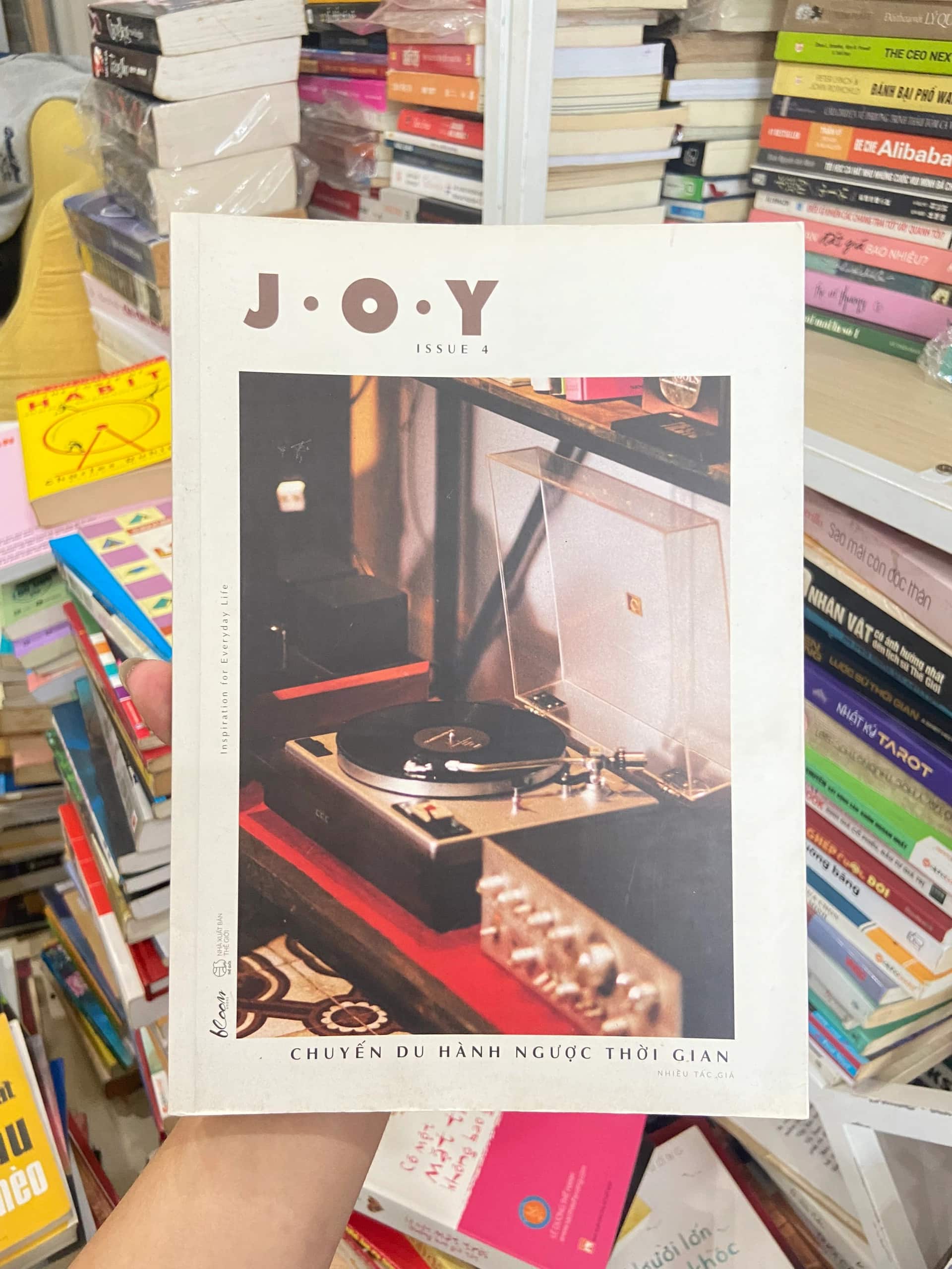 J.O.Y - Issue 4: Chuyến Du Hành Ngược Thời Gian