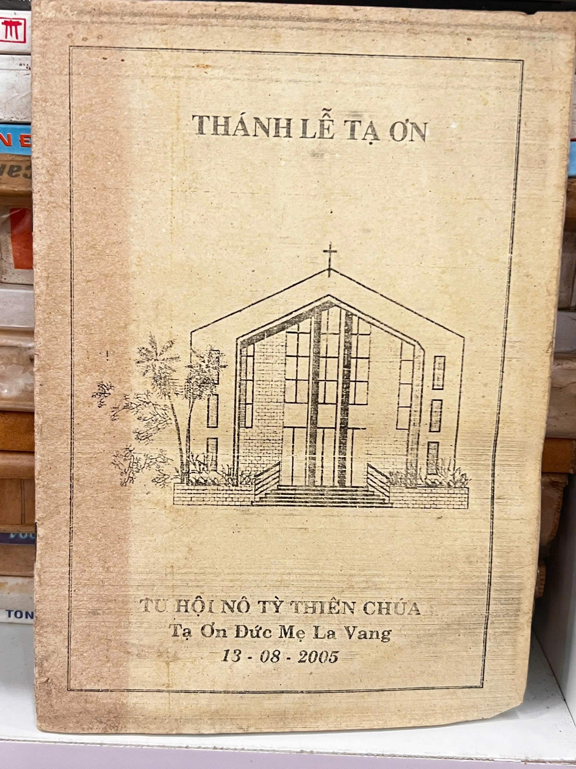 Thánh lễ tạ ơn - Tu Hội Nô Tỳ Thiên Chúa