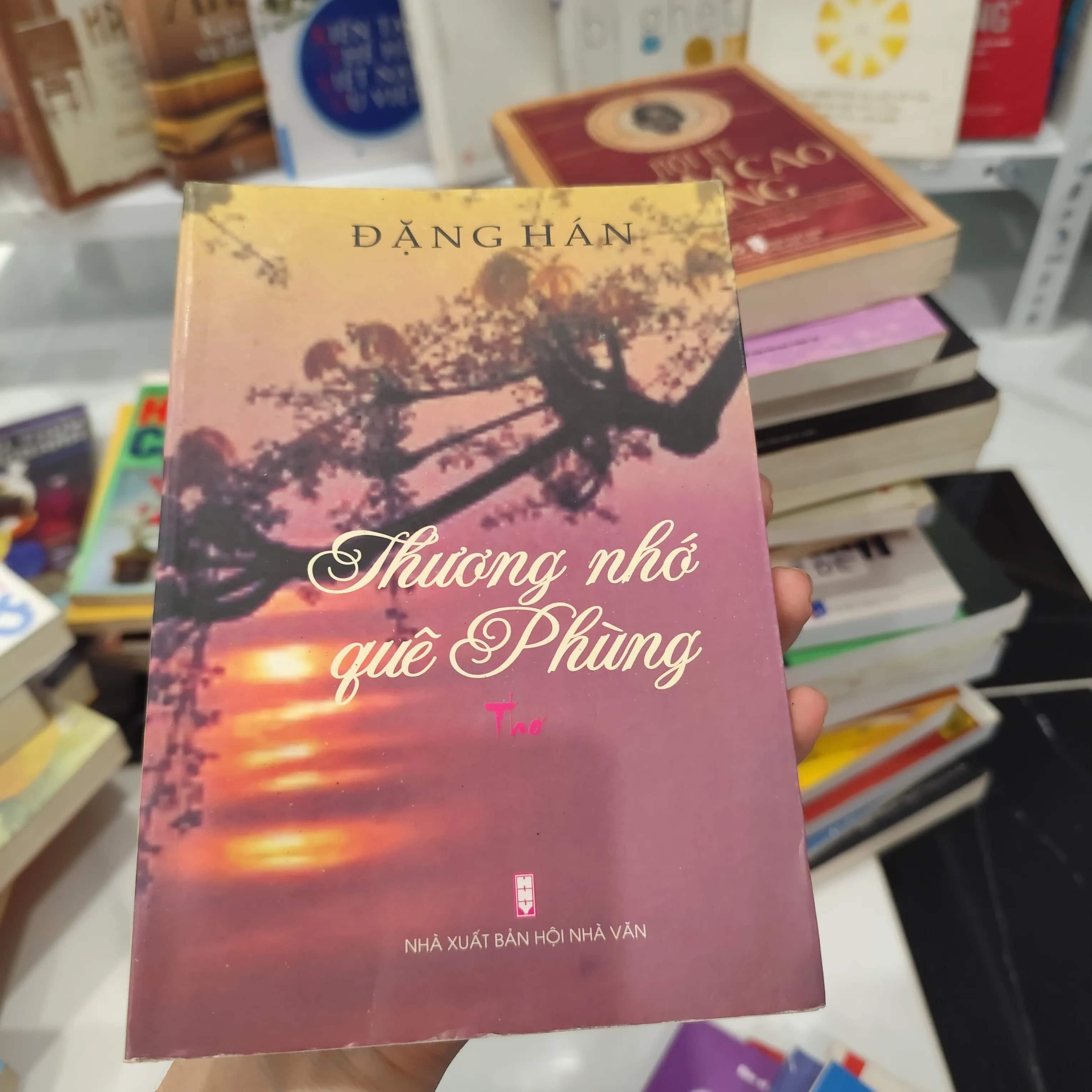 Thương nhớ quê Phùng