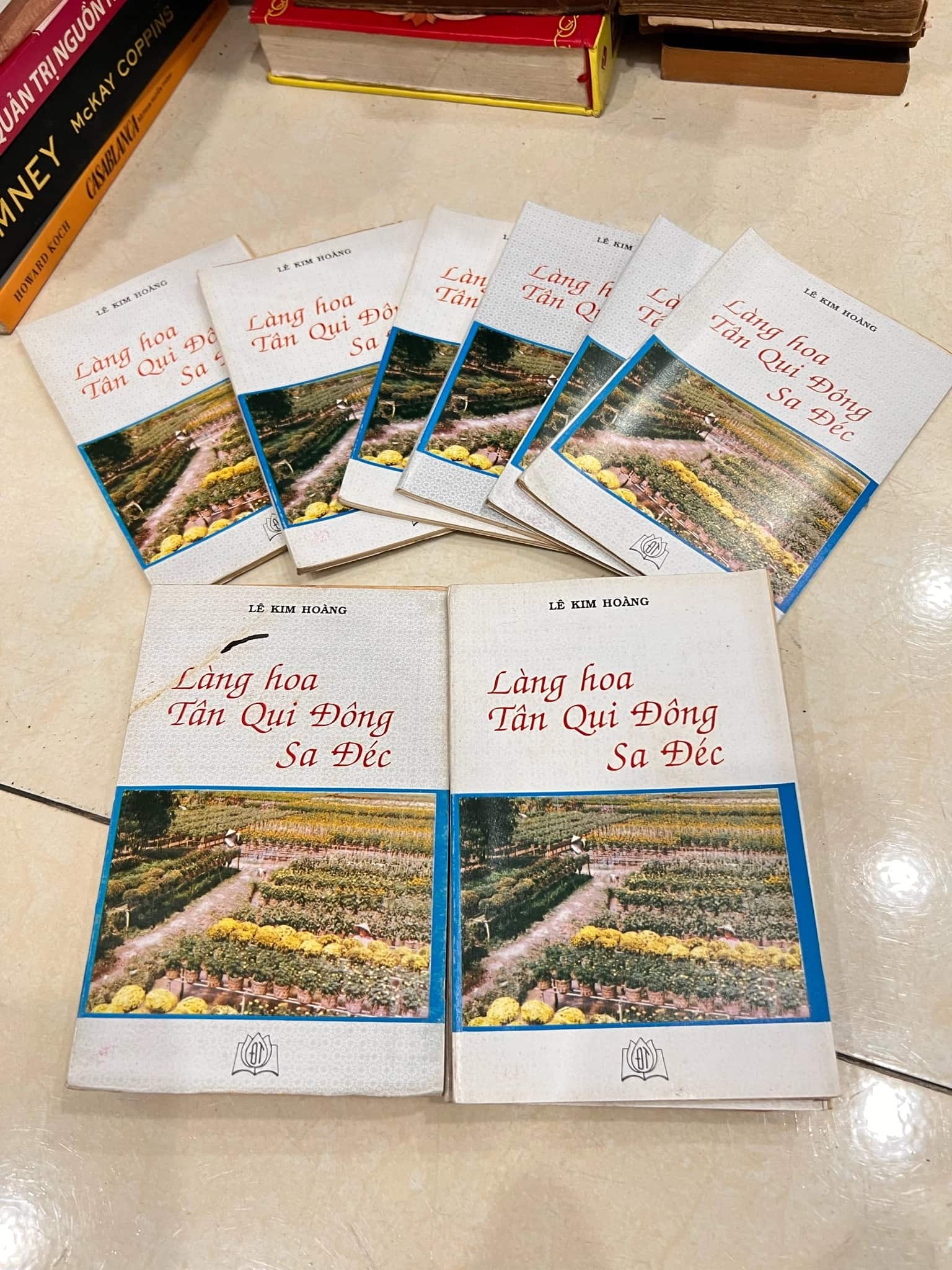 10 cuốn Làng hoa Tân Qui Đông Sa Đéc