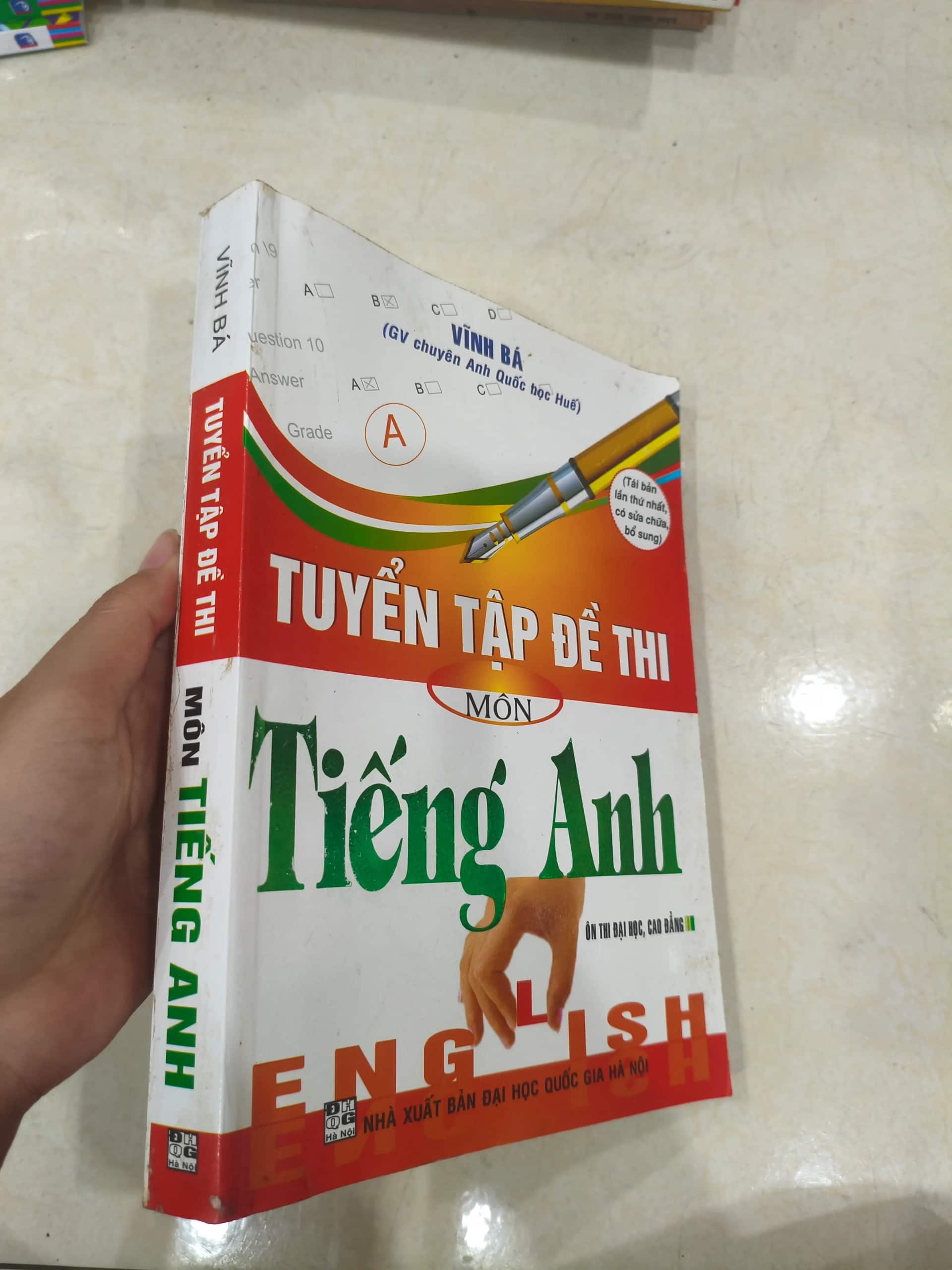 Tuyển tập đề thi môn Tiếng Anh