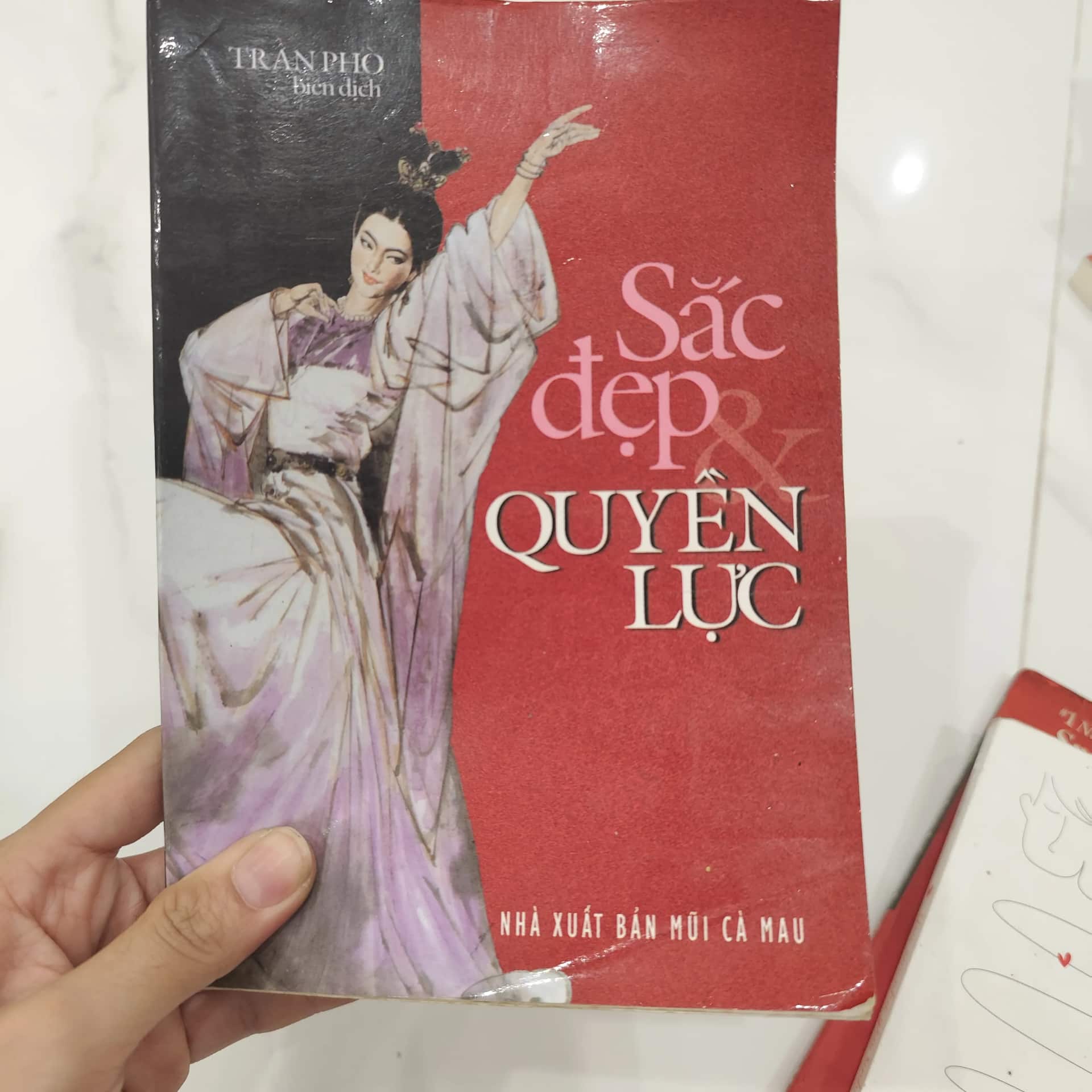 Sắc đẹp và quyền lực