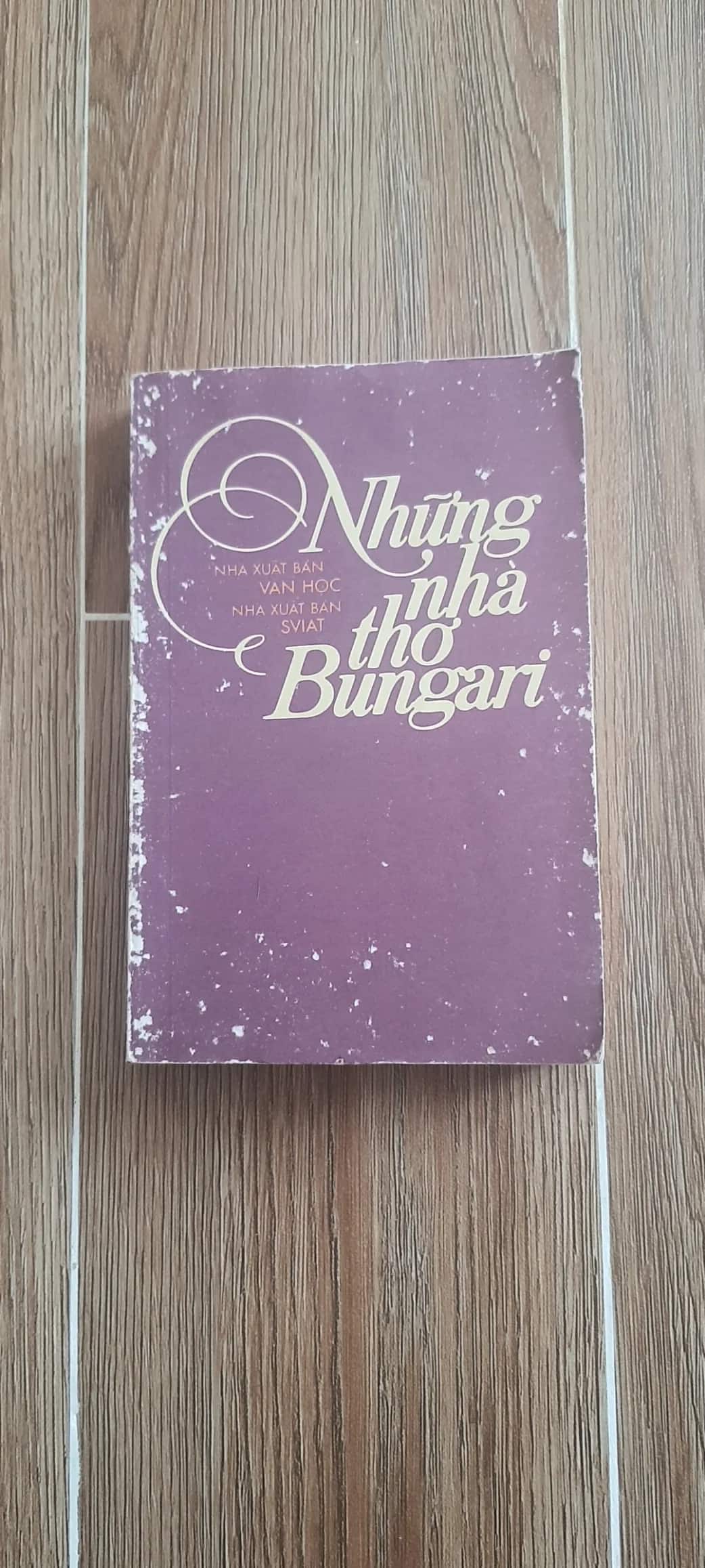 Cuốn sách "Những nhà thơ Bungari" 