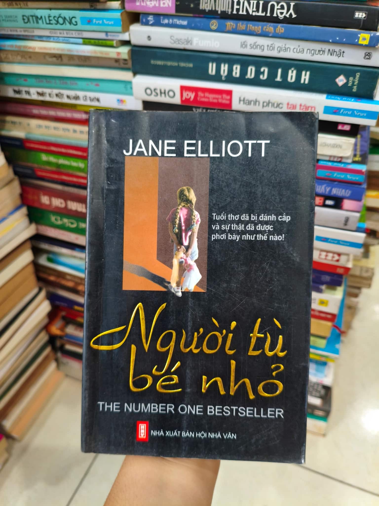 Người tù bé nhỏ 