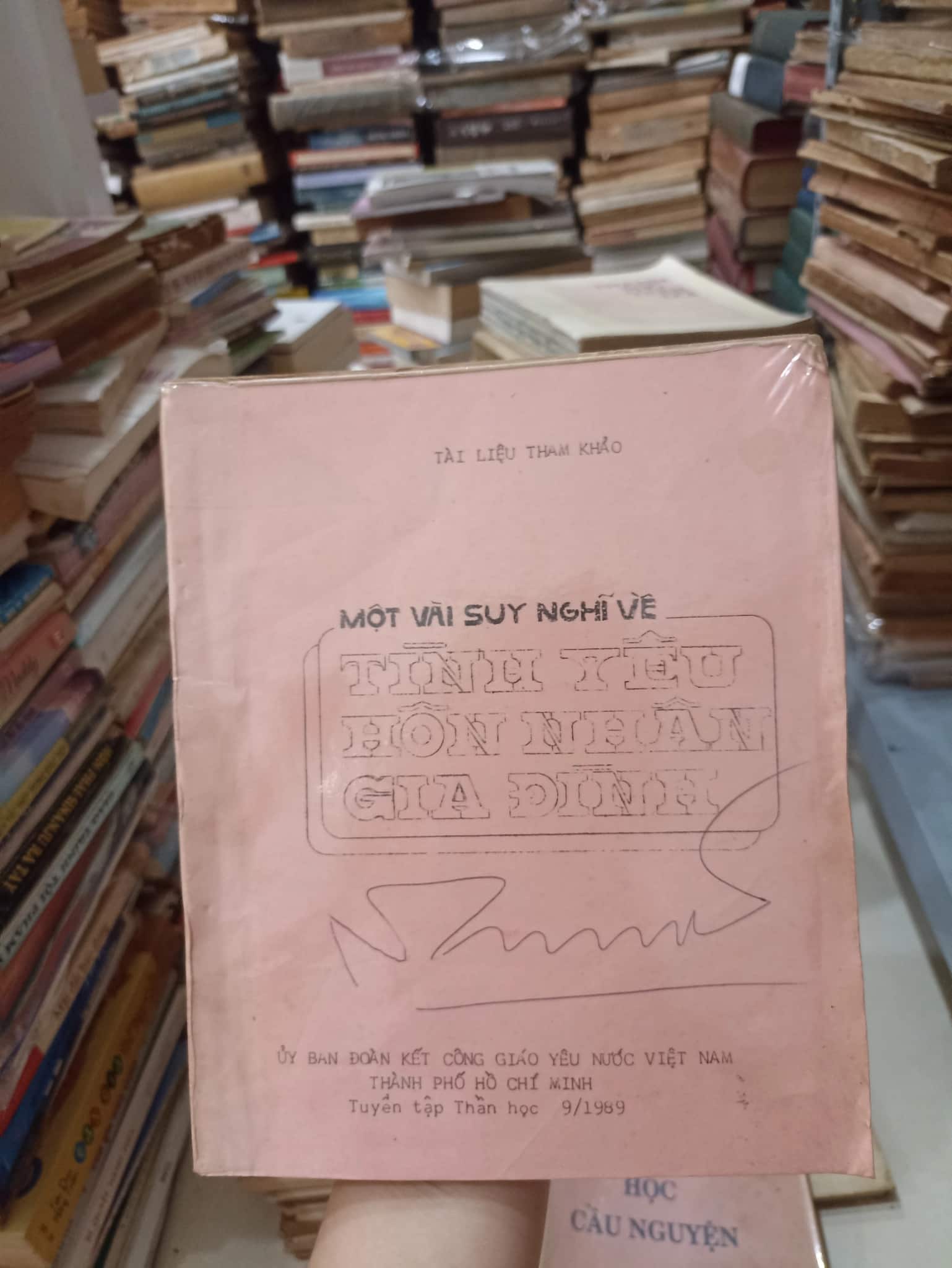 Một vài suy nghĩ về tình yêu hôn nhân gia đình 