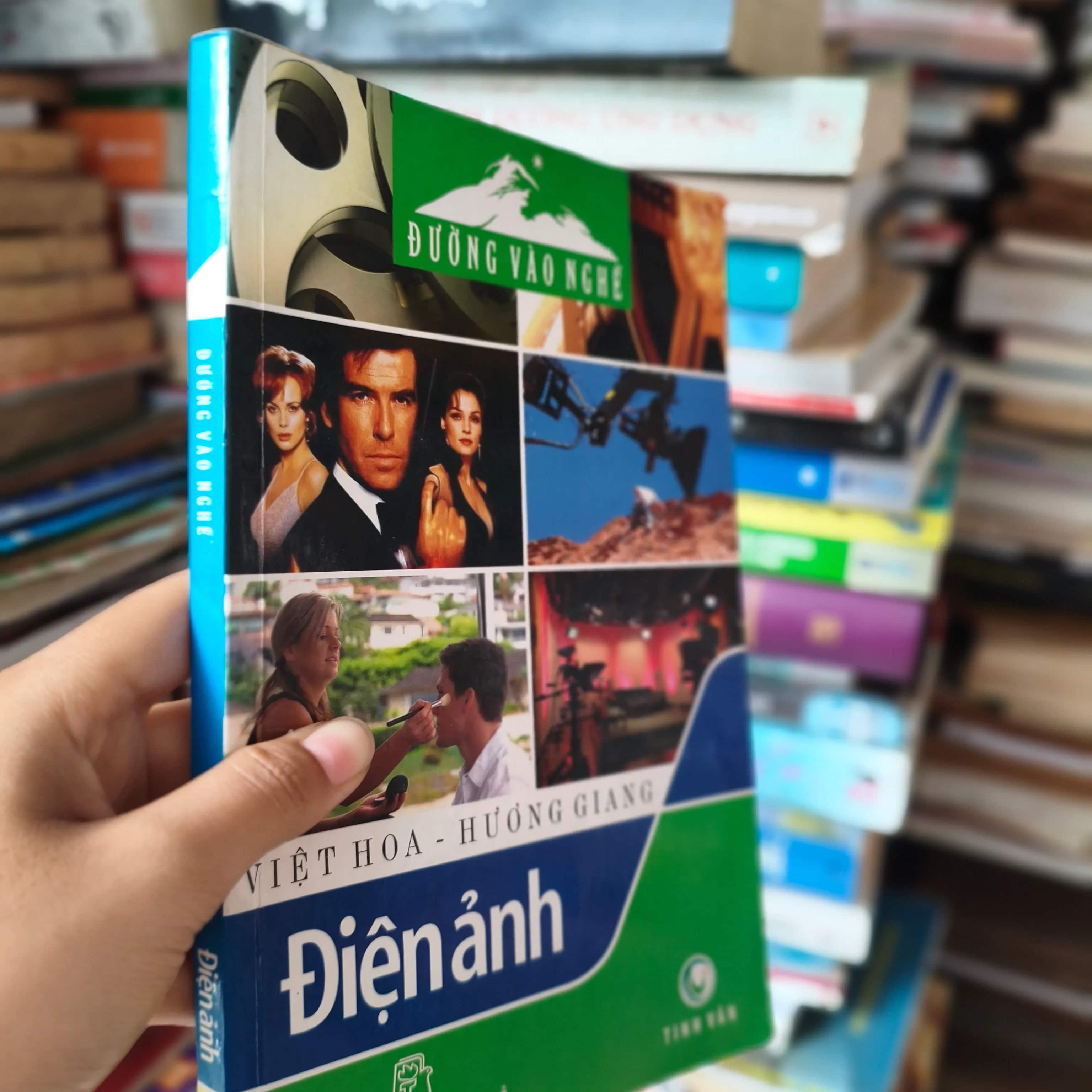 Đường vào nghề 