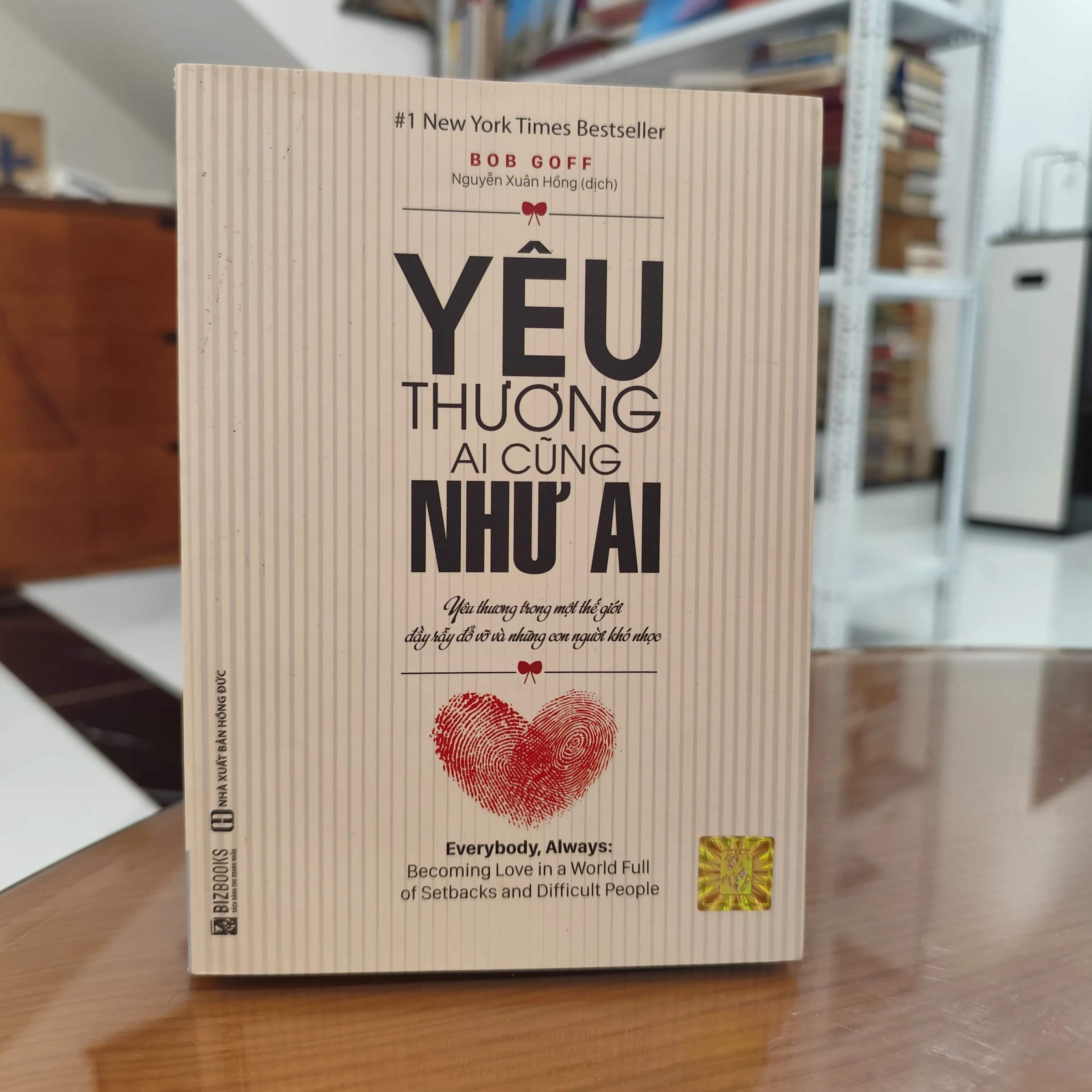 Yêu thương ai cũng như ai