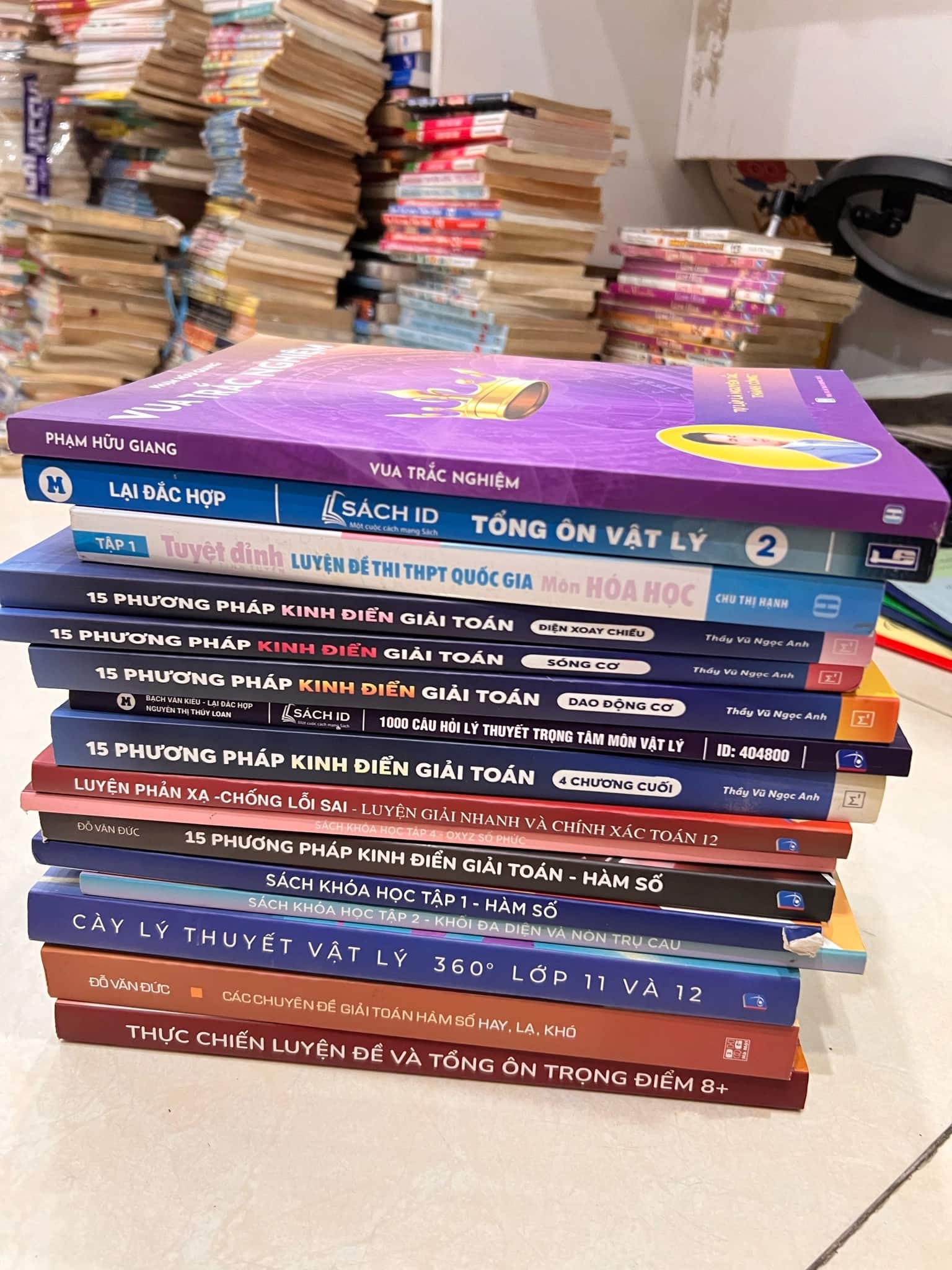Combo 16 cuốn sách luyện thi đại học - giá gốc 3triệu
