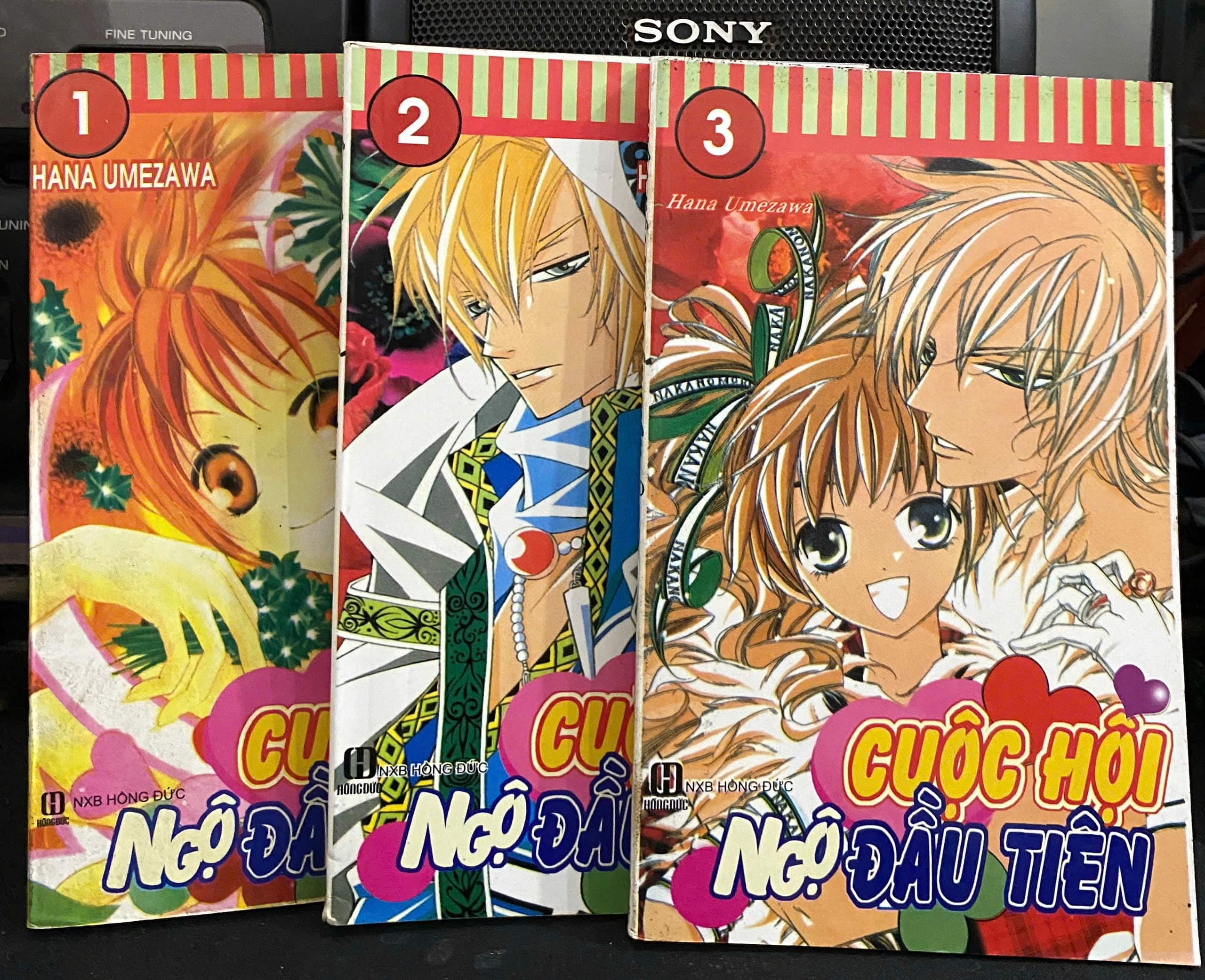 Cuộc Hội Ngộ Đầu Tiên