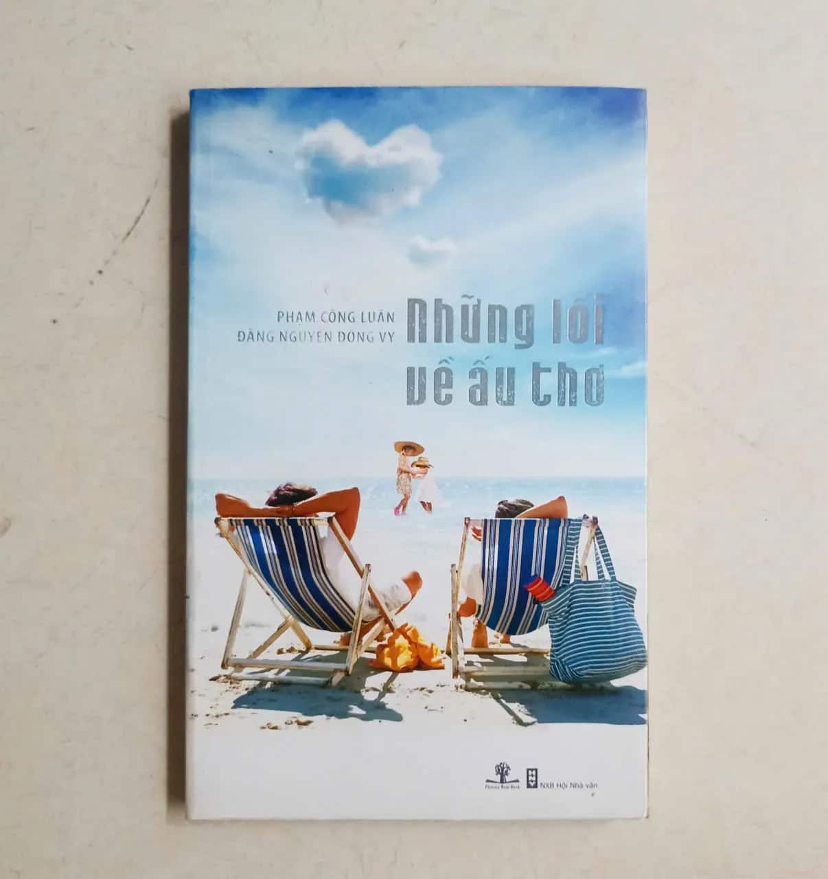 Những lối về ấu thơ