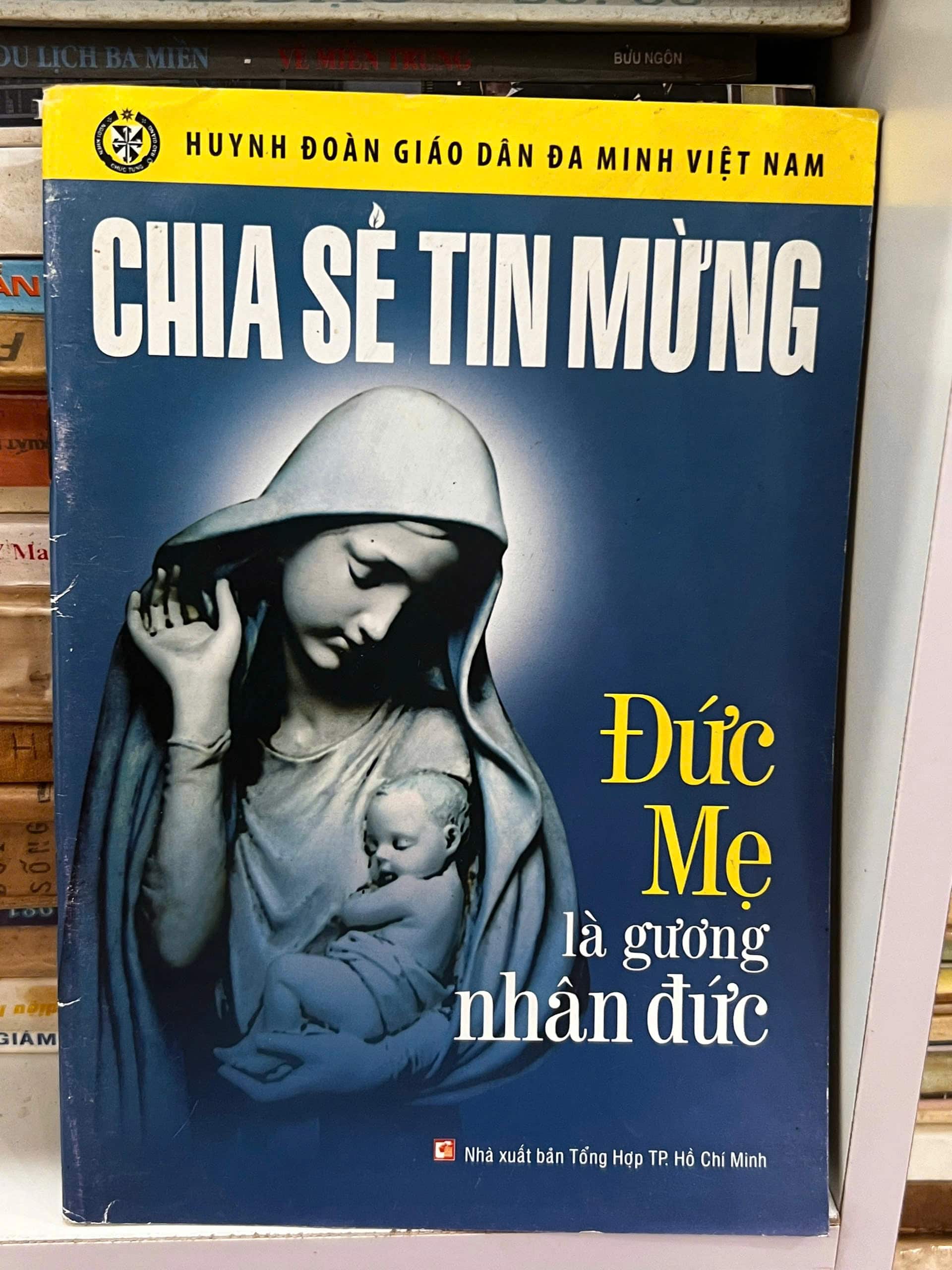Chia sẻ tin mừng Đức Mẹ Là Gương Nhân Đức