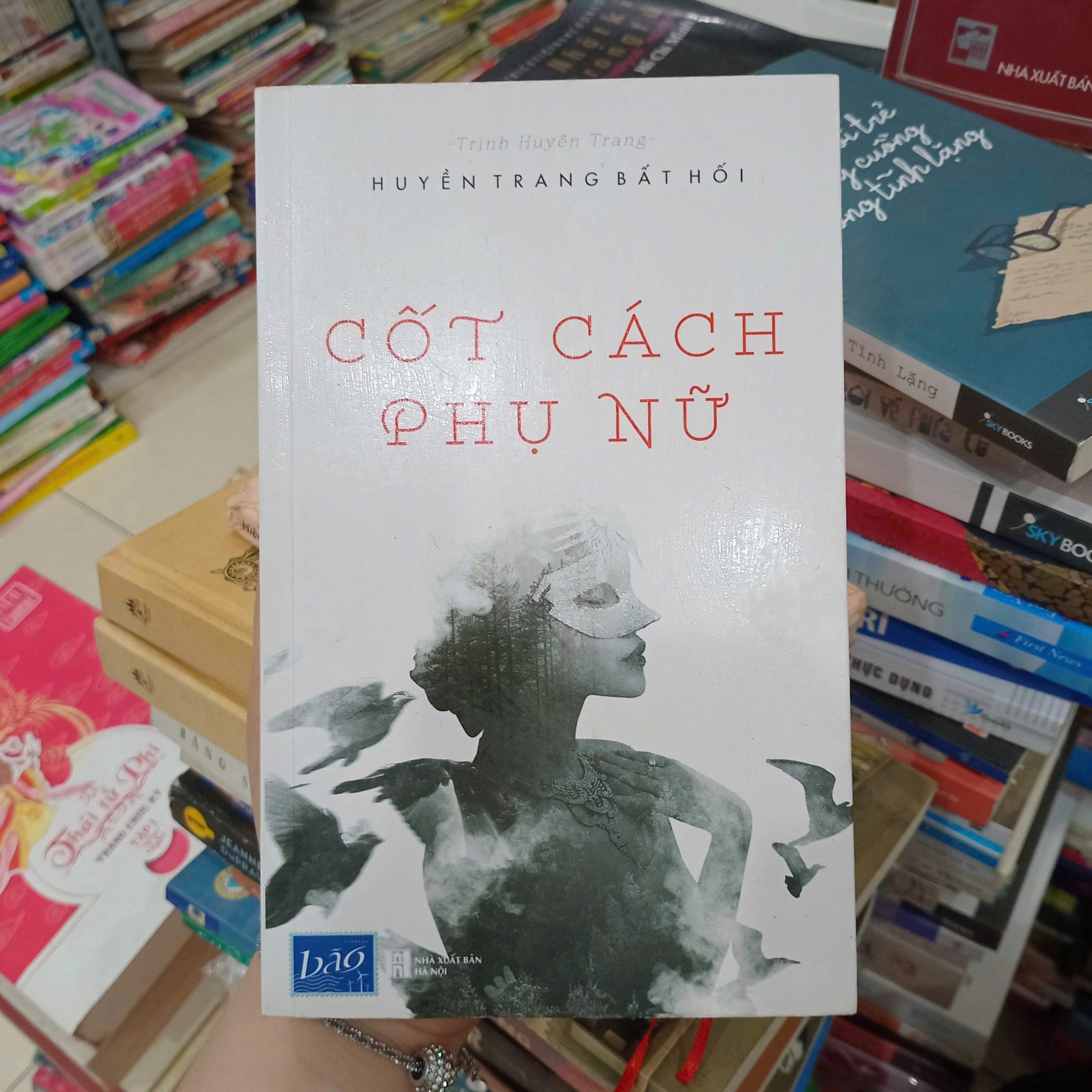 Cốt cách phụ nữ