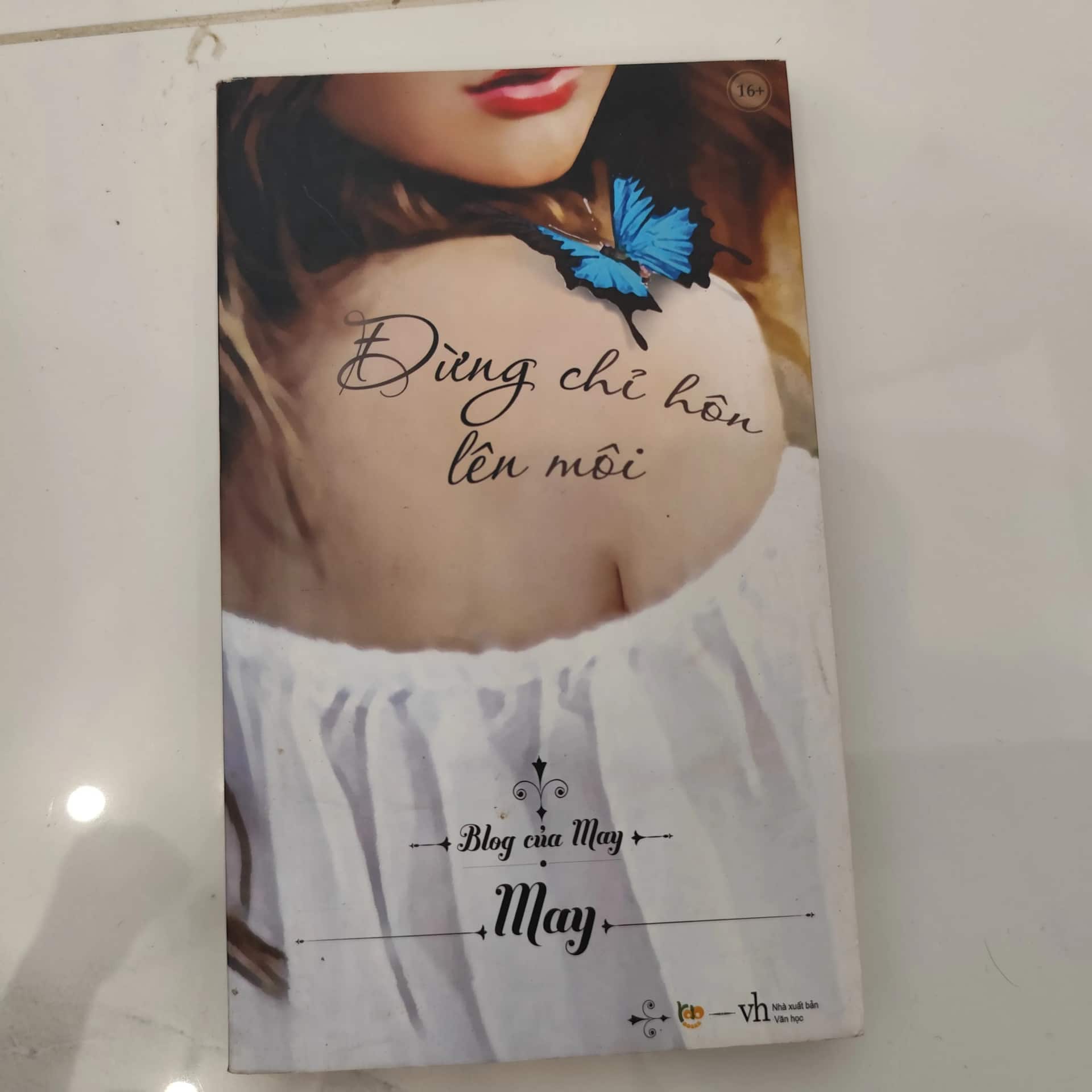 Đừng chỉ hôn lên môi