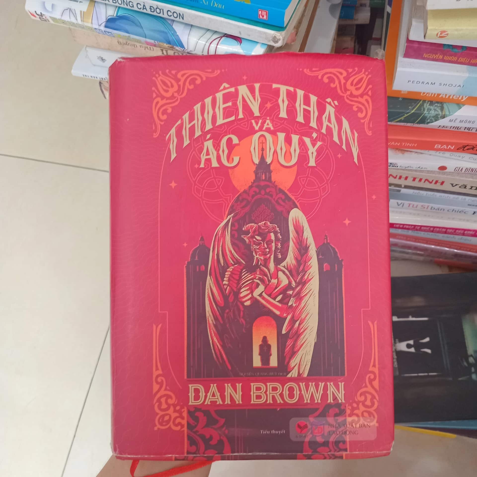 Thiên thần và ác quỷ