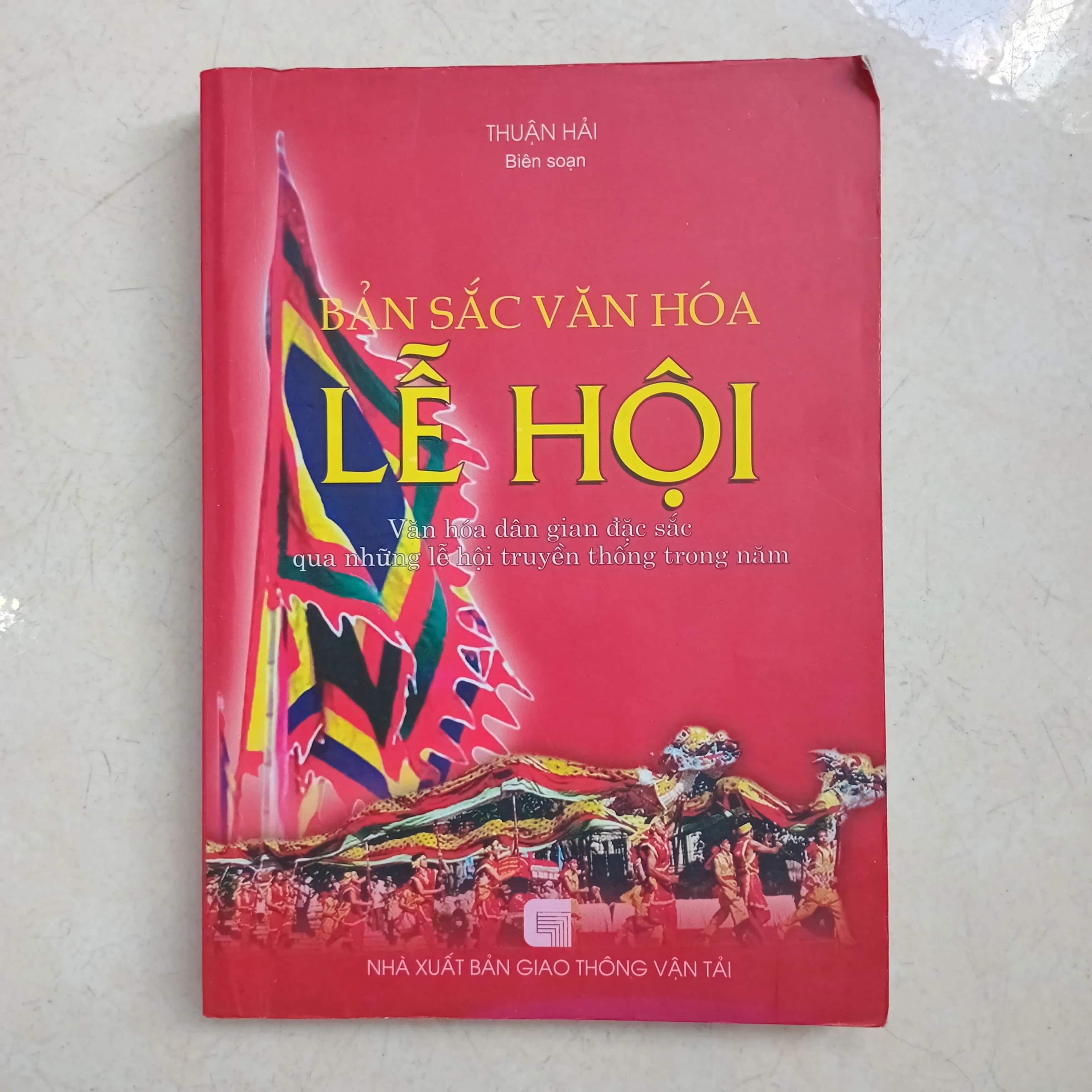 Bản sắc văn hóa lễ hội 