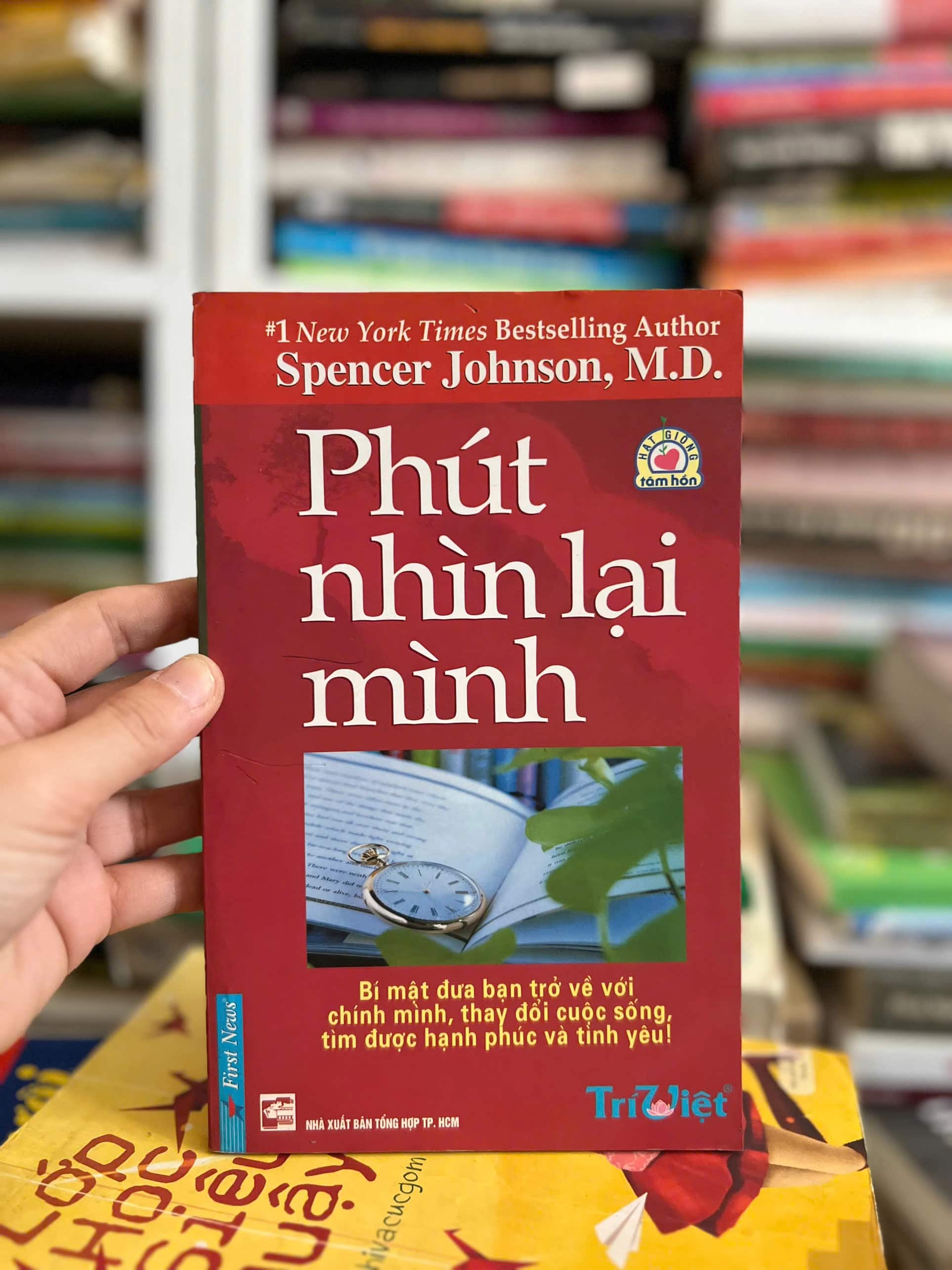 Phút Nhìn Lại Mình