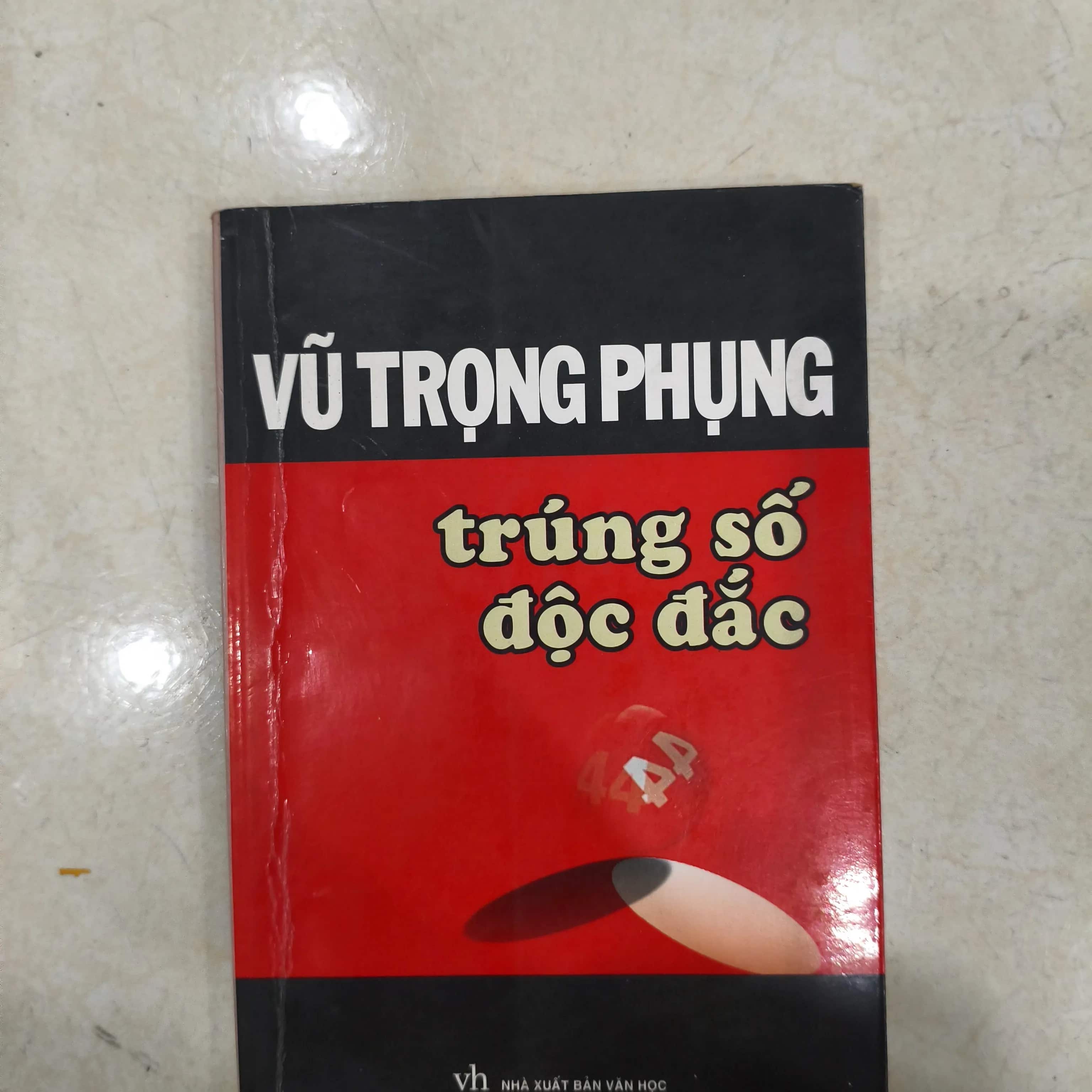 Trúng số độc đắc 