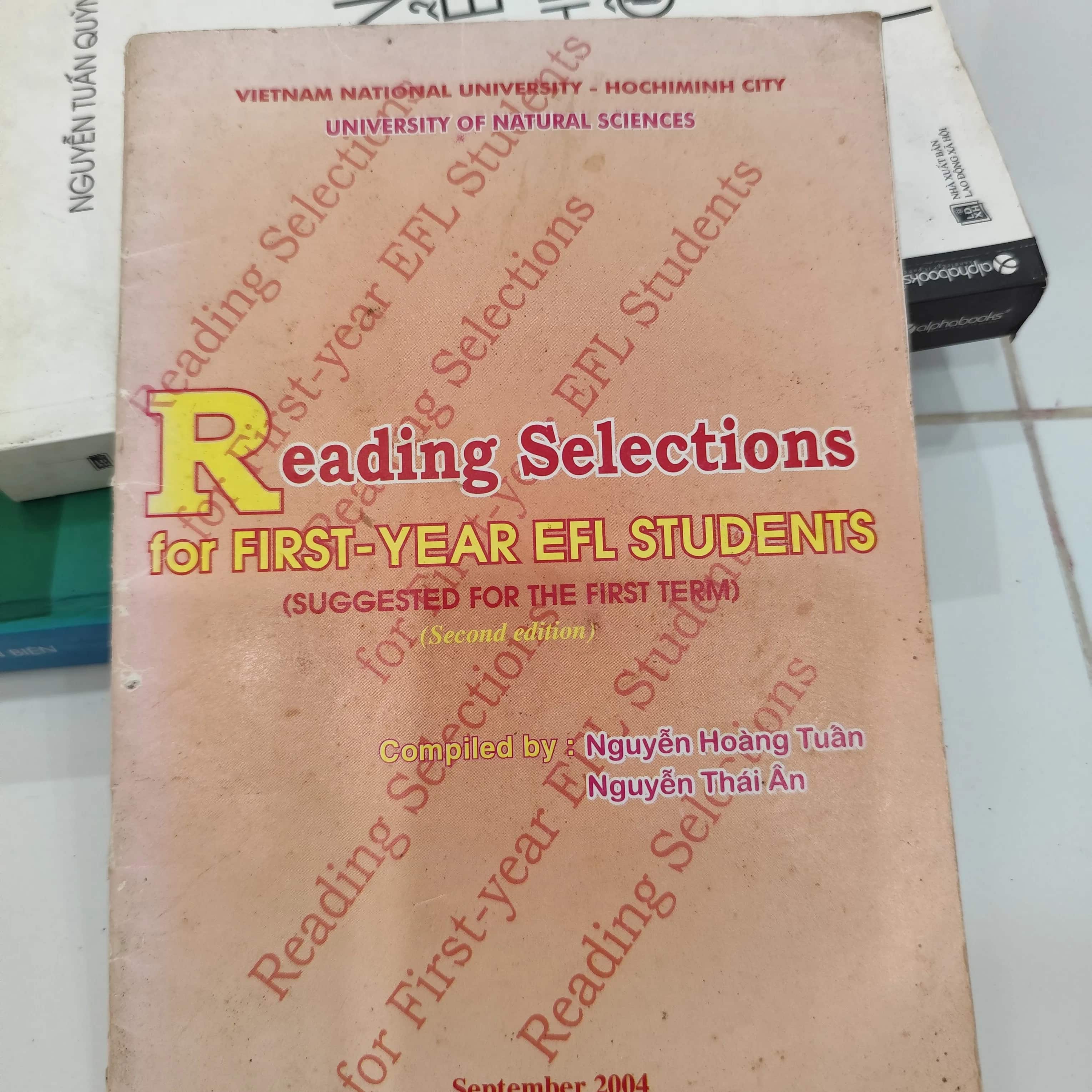 Reading Selections for FIRST-YEAR EFL STUDENTS