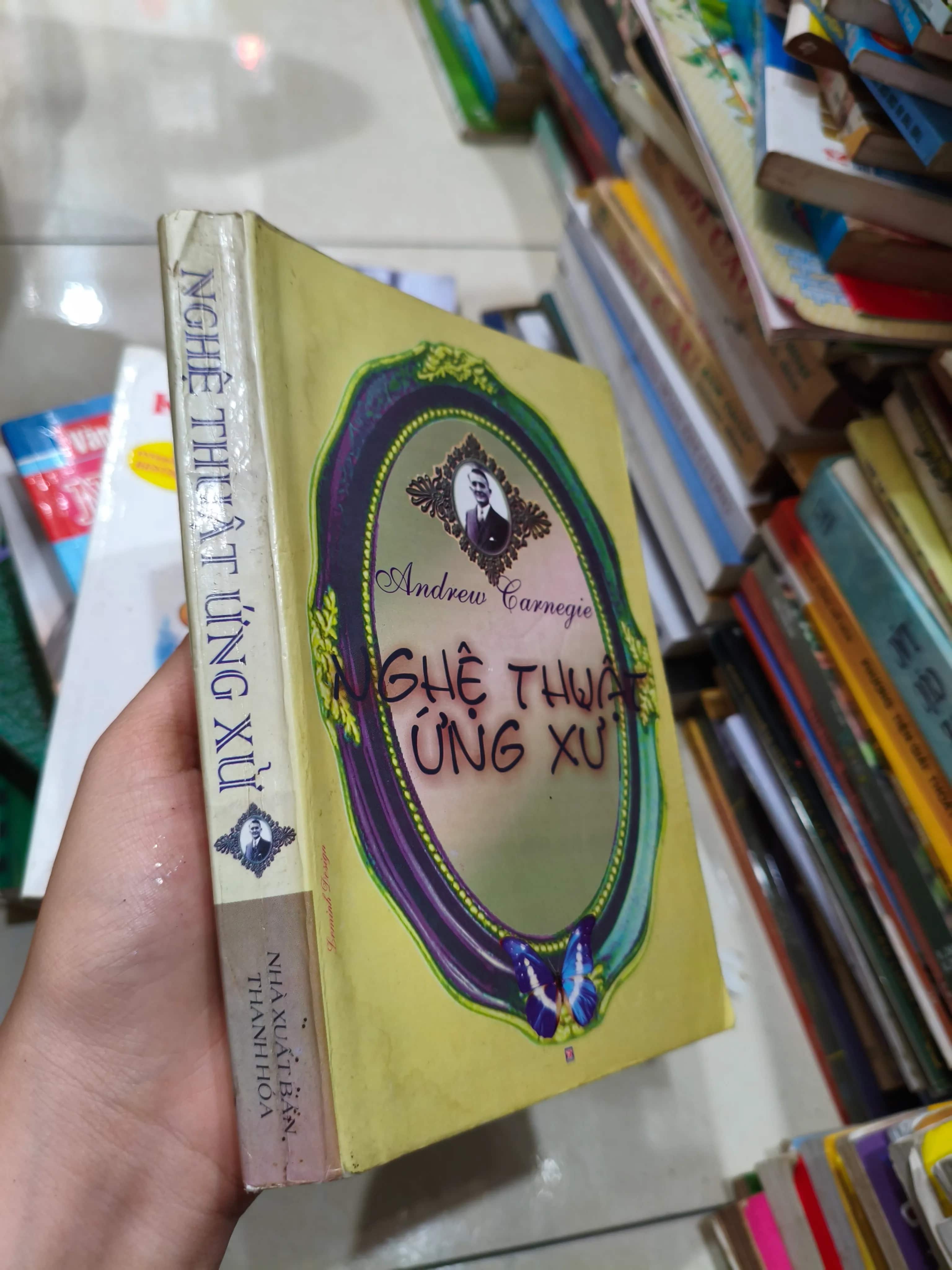 Nghệ thuật ứng xử 