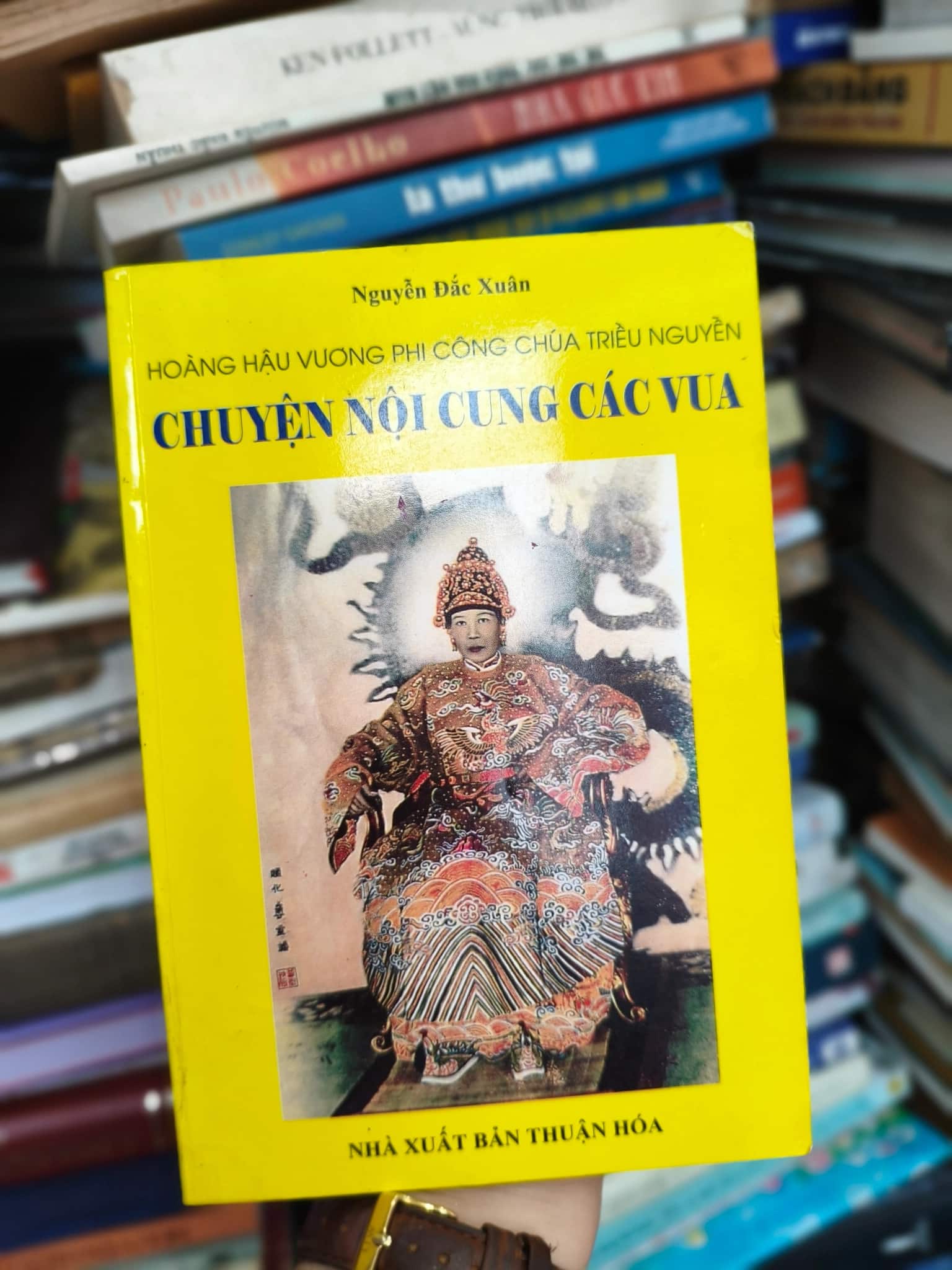 Chuyện nội cung các vua