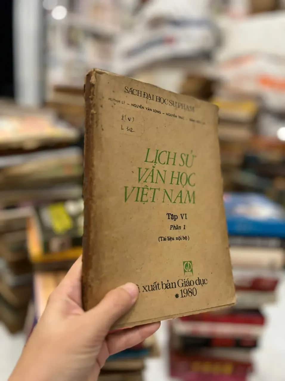 LỊCH SỬ VĂN HỌC VIỆT NAM ⭐1980