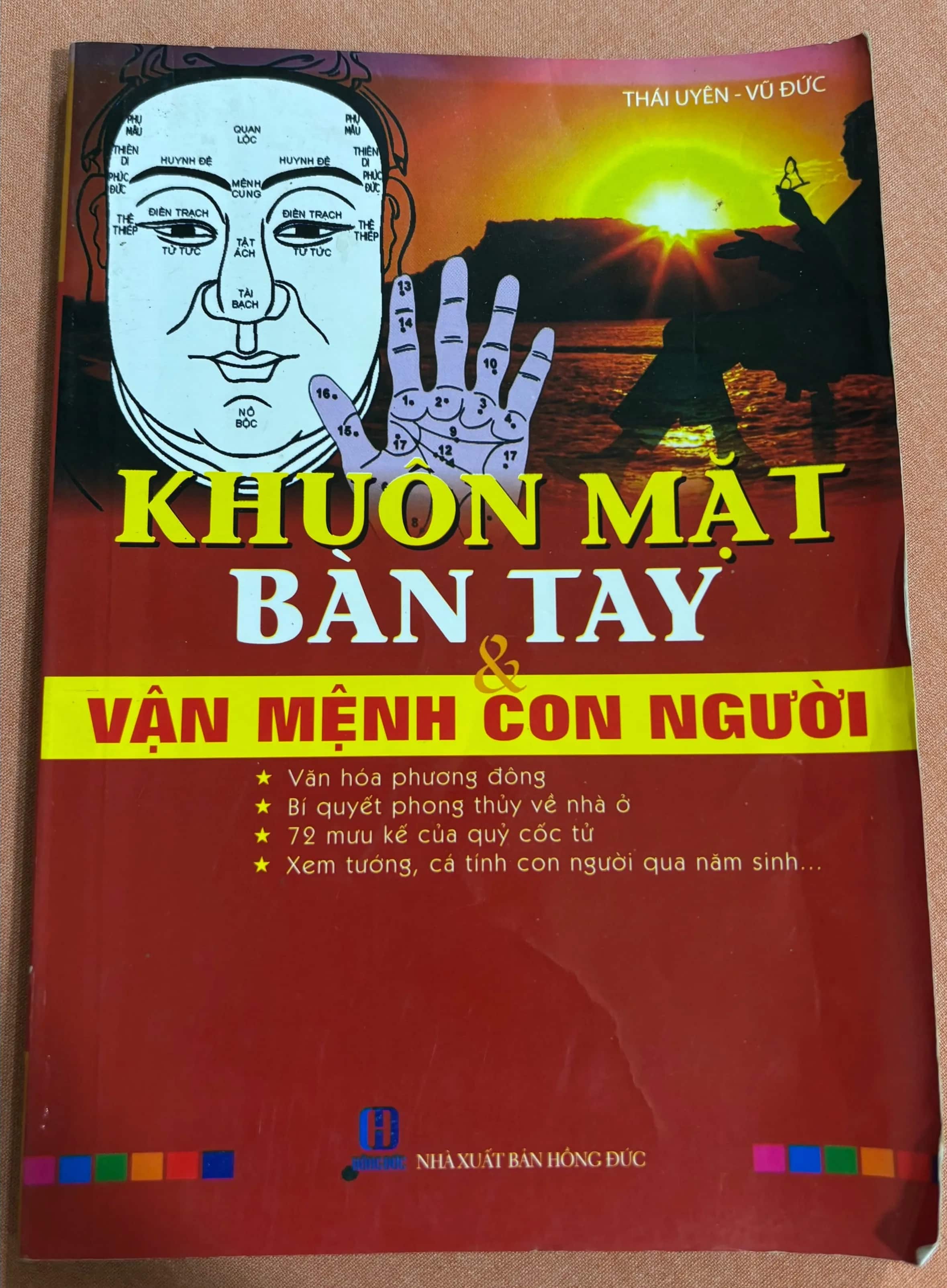 Khuôn mặt, bàn tay và vận mệnh con người 