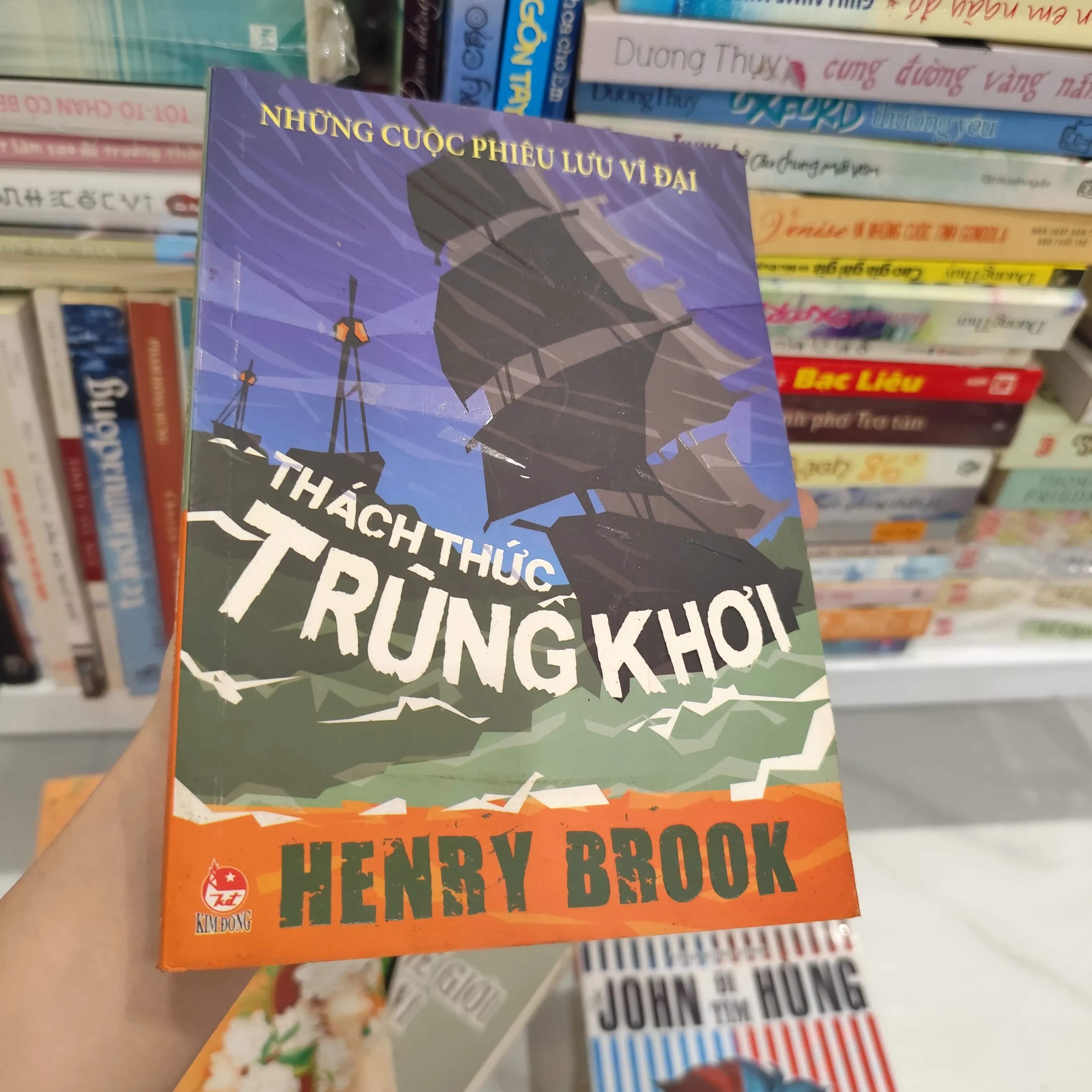 Thách Thức Trùng Khơi - Henry Brook