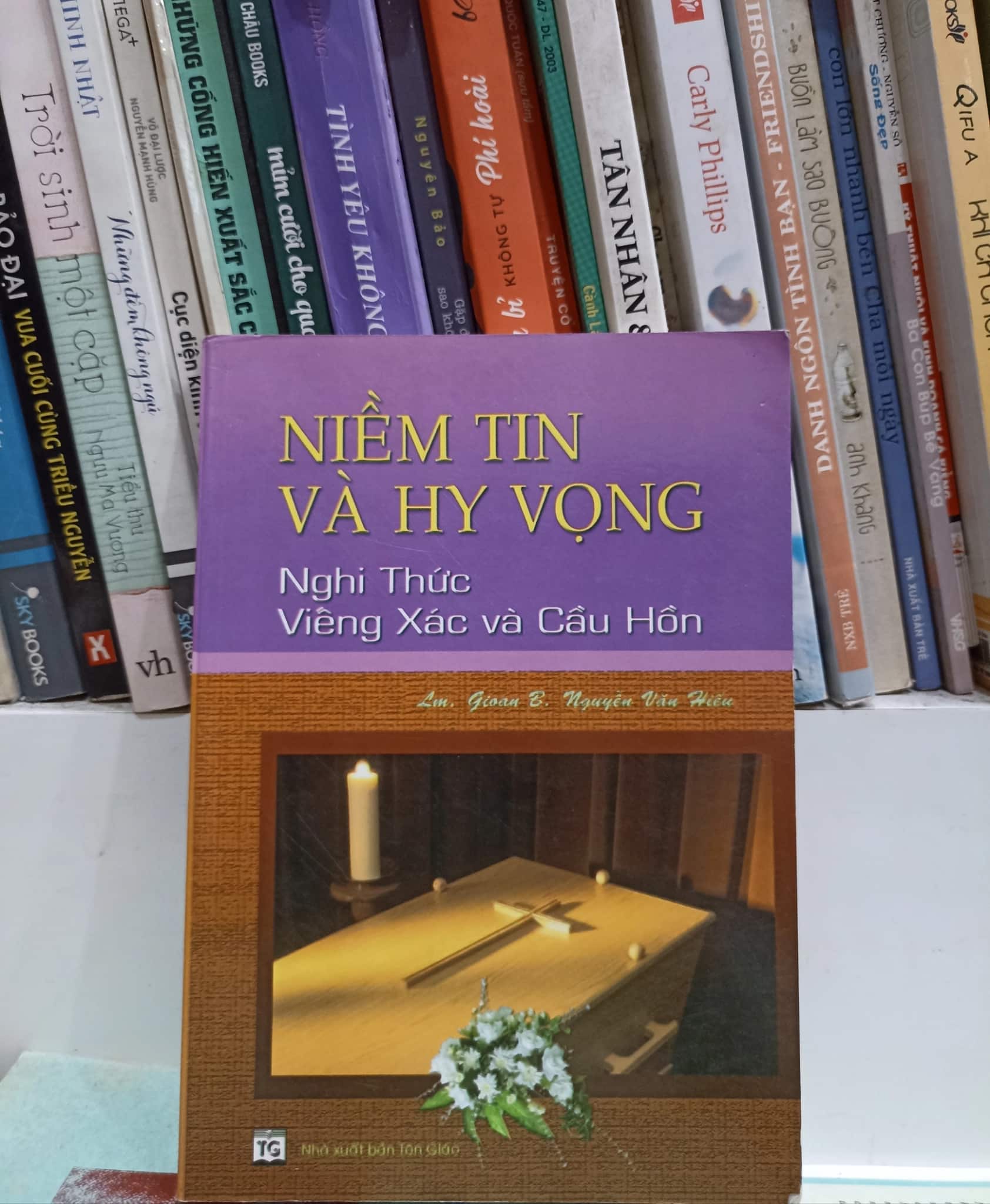 Niềm tin và hy vọng - Nghi thức viếng xác và cầu hồn 