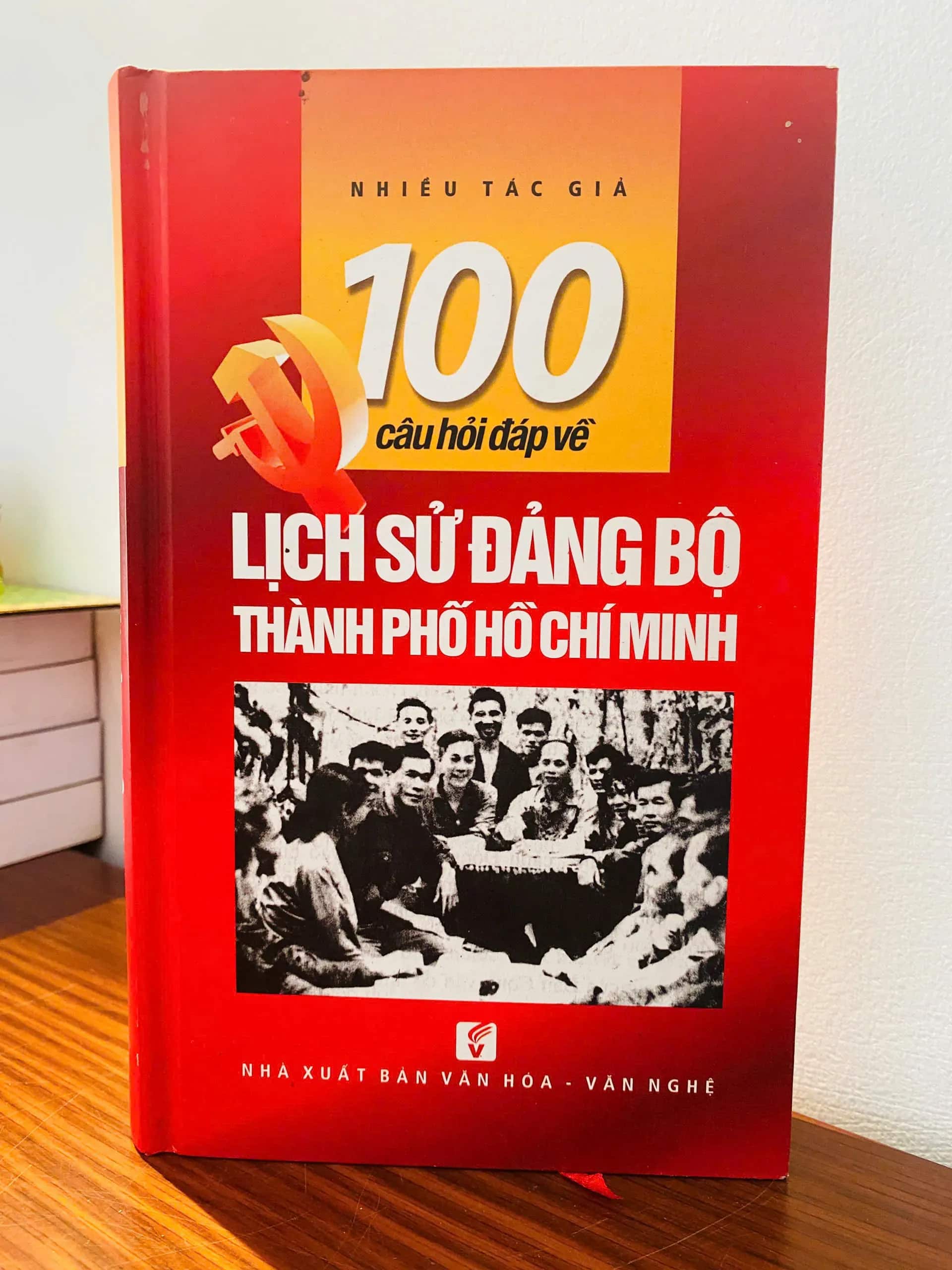100 Câu Hỏi Về Lịch Sử Đảng Bộ TP HCM