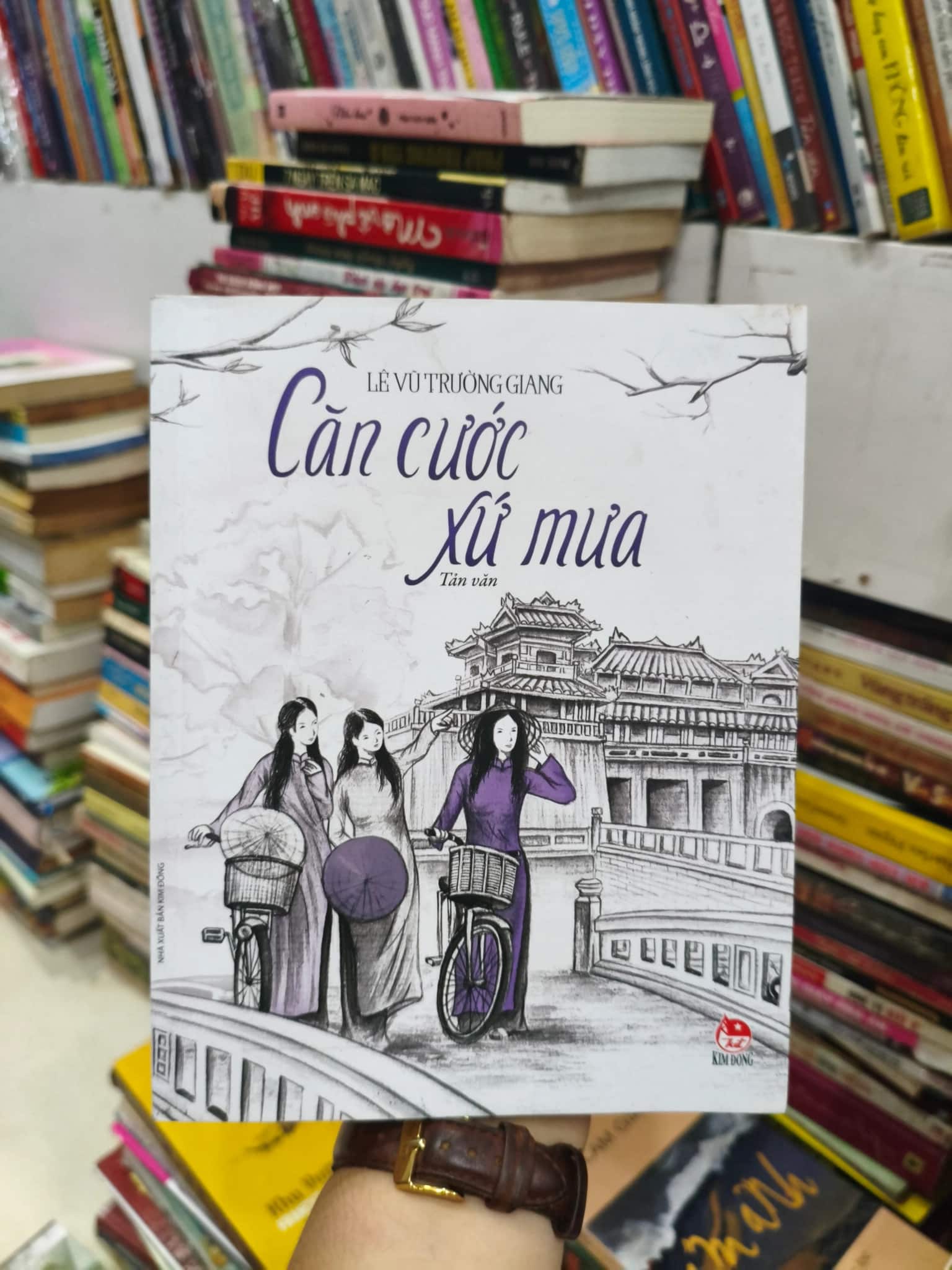 Căn cứ xứ mưa