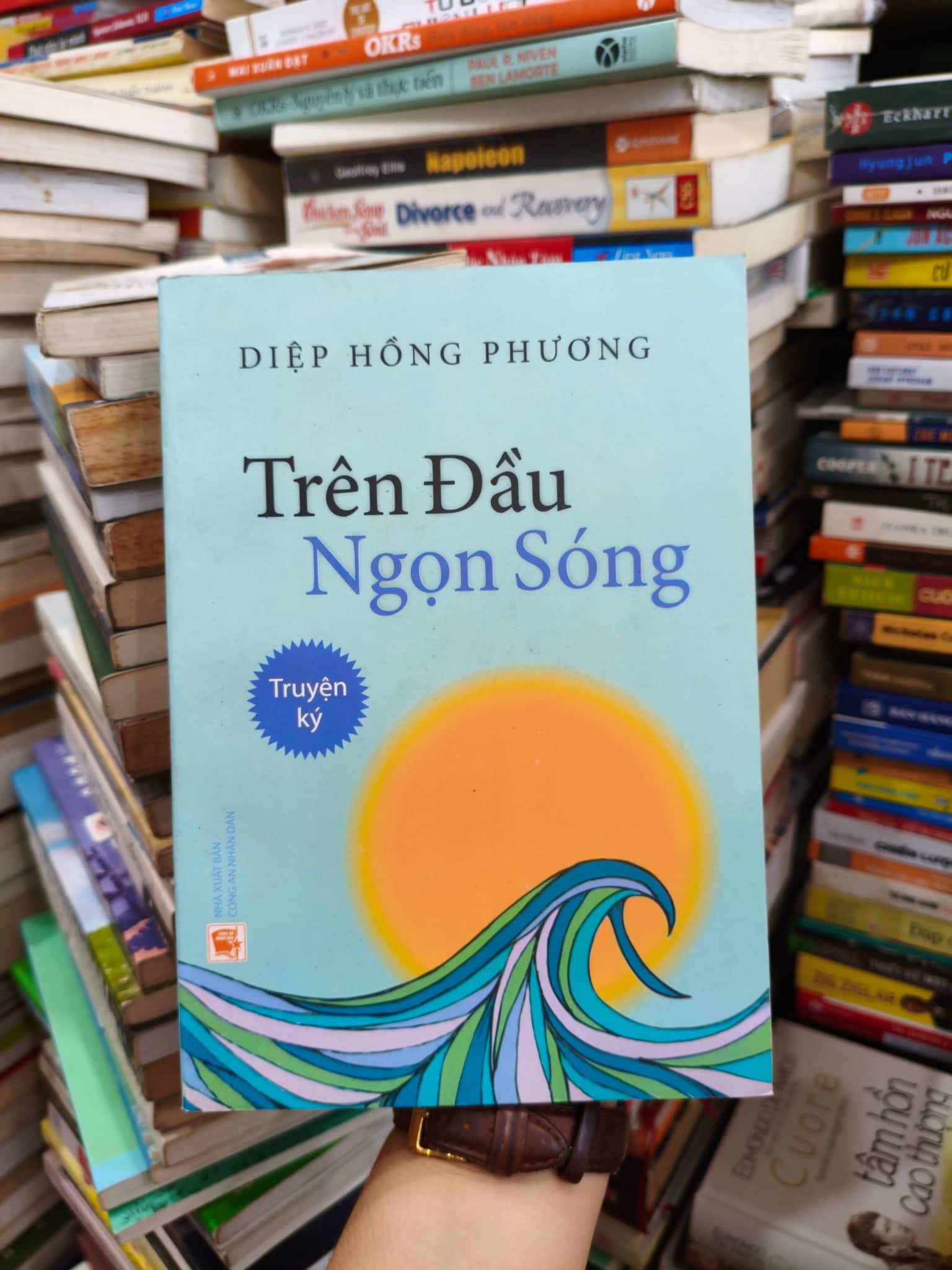Trên đầu ngọn sóng 