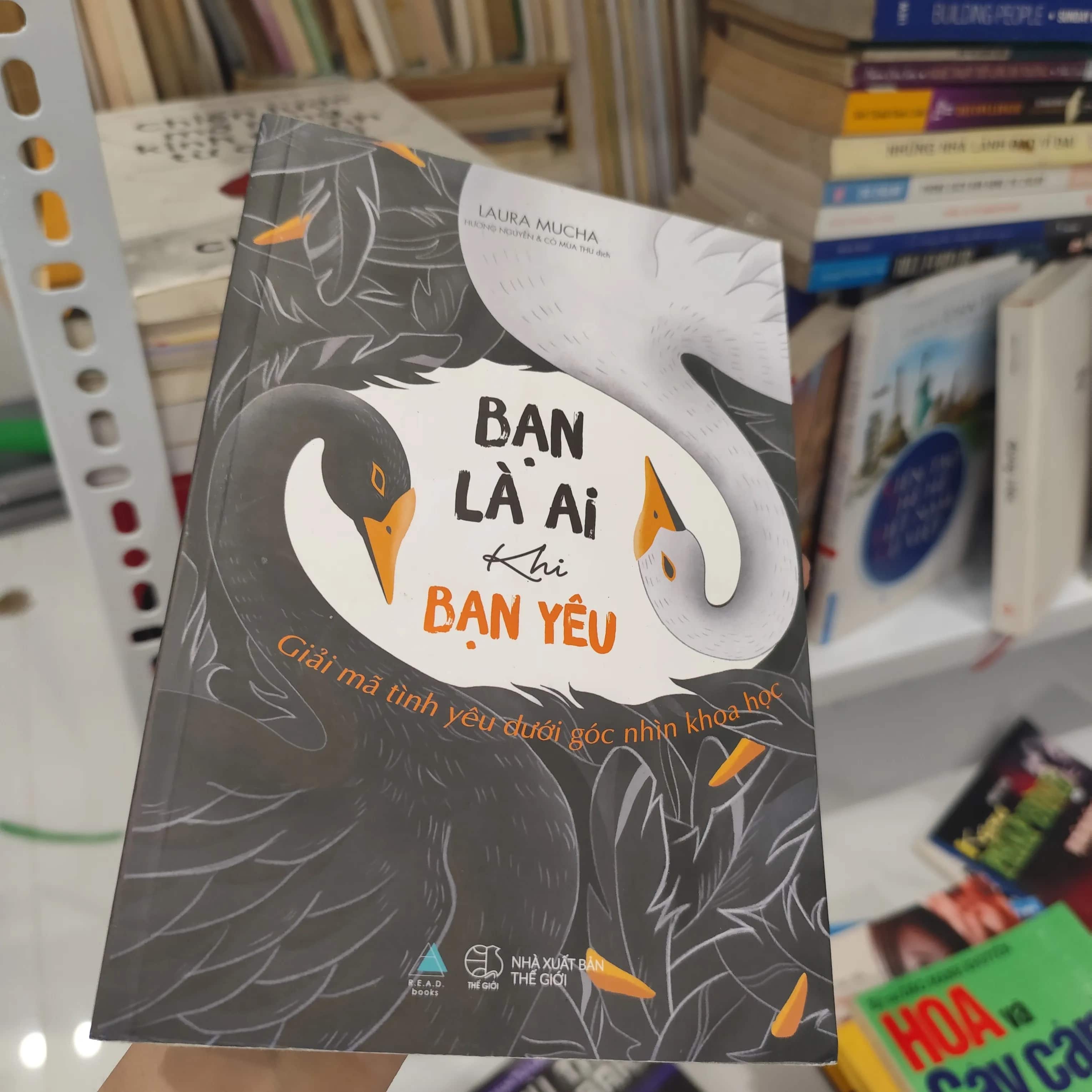 Bạn là ai khi bạn yêu